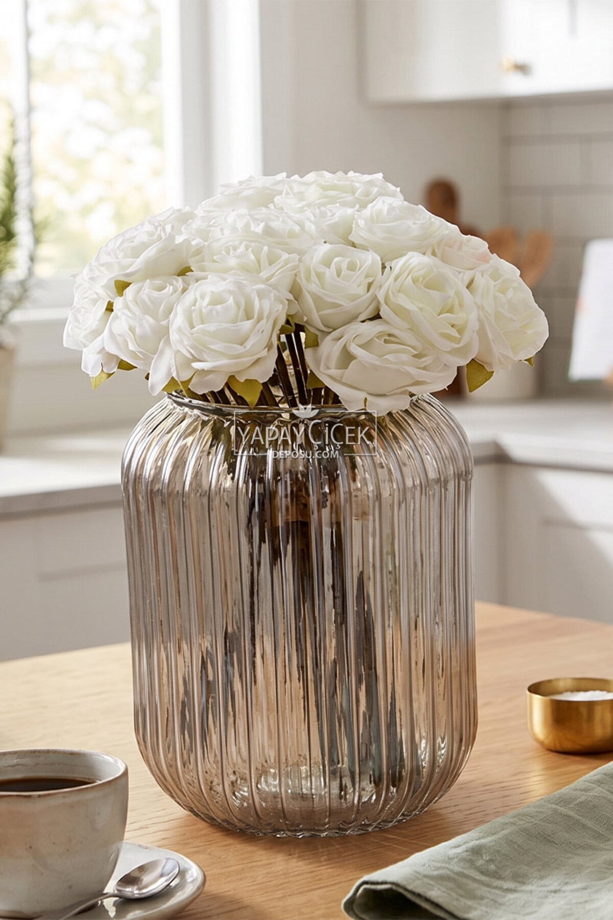 Artificial Flower 9-Piece Aqua Rose Bouquet 26 cm White