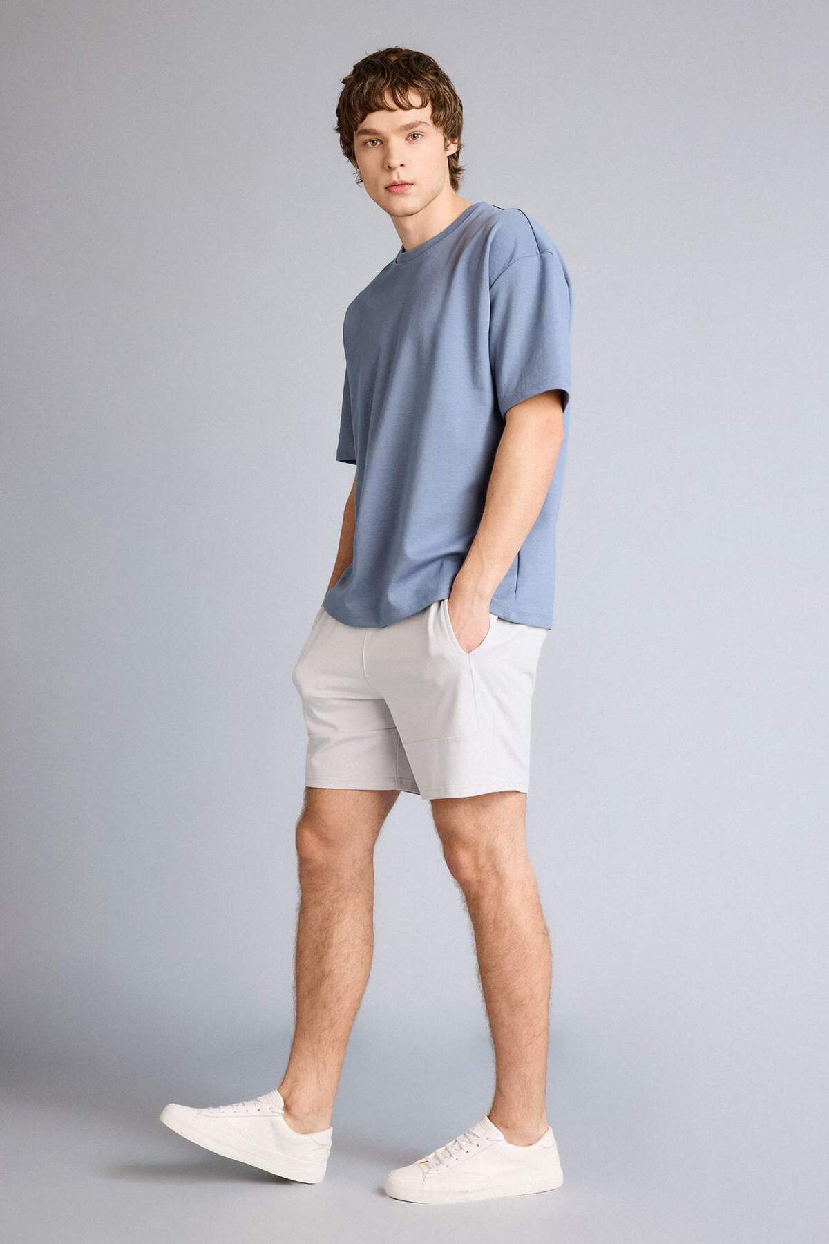 DeFacto Slim Fit Dar Paça Basic Şort B8674AX26SM görsel 2