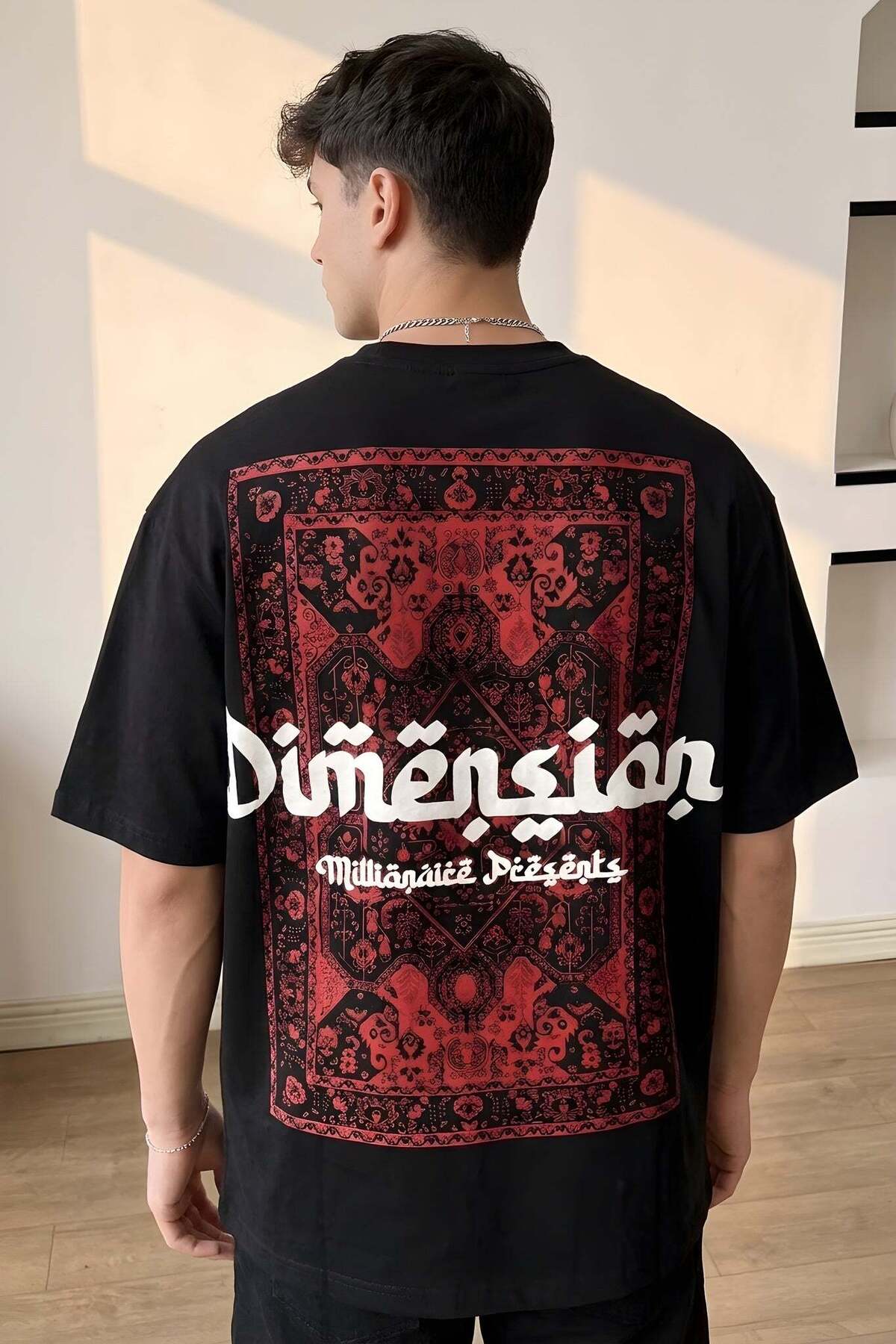 VACHT Men's dimension kabaran printed black crew neck oversize loose t-shirt