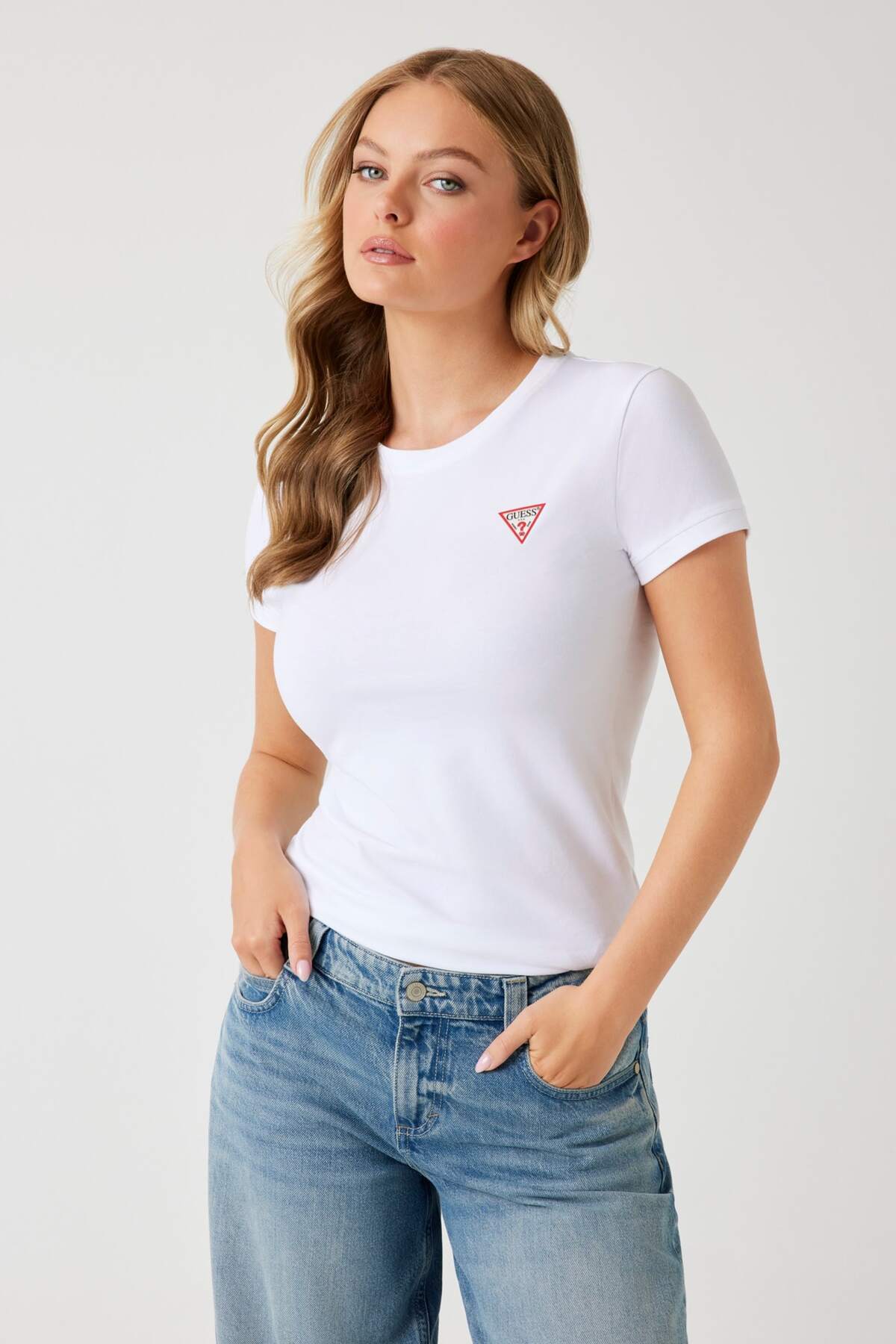 تیشرتزنانهGuessسفید