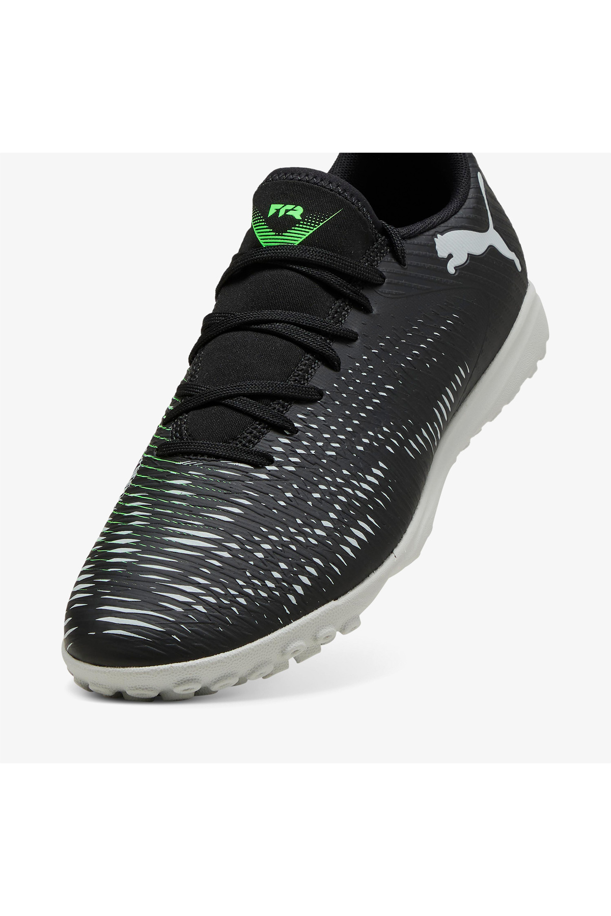 Puma Future 8 Play Erkek Siyah Halı Saha Kramponu görsel 6