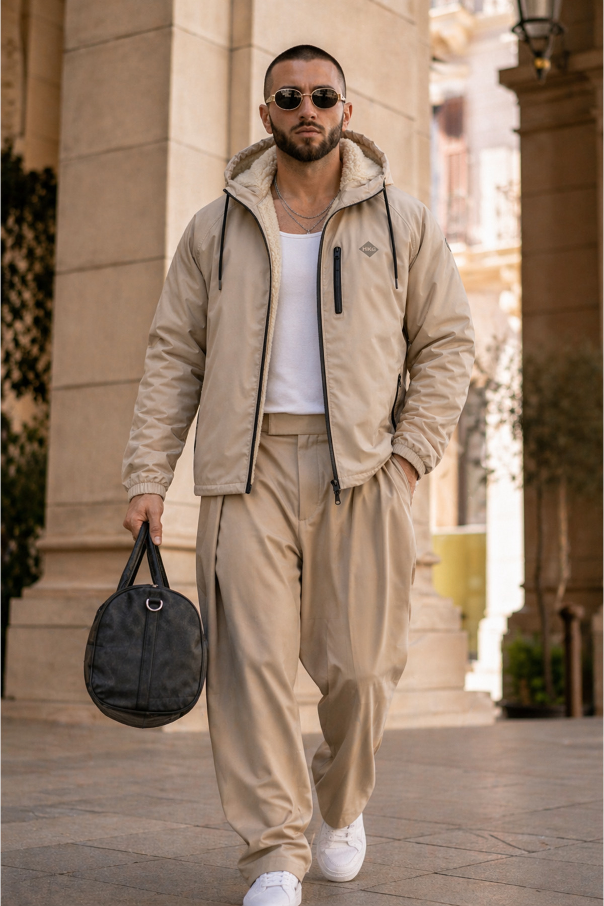 بارانی زمستانی کلاه‌دار مردانه ممتاز با آستر خز — بژ Hacker-1-FurRightRaincoat — تصویر 3 از 6