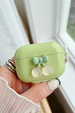 QUSCHU Airpods 4.Nesil Uyumlu 3D Yeşil Kirazlı Desen Silikon Koruyucu Kılıf