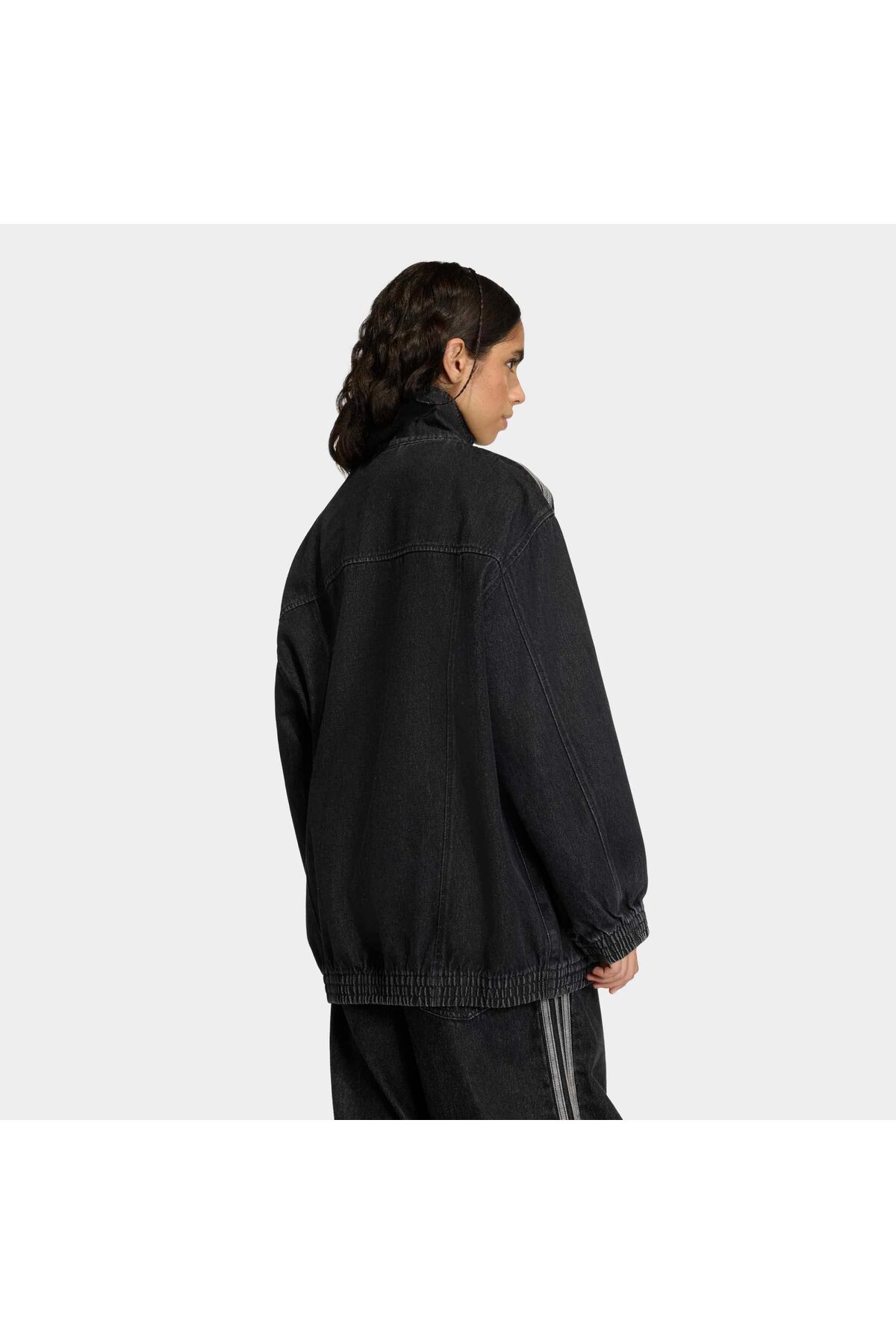 adidas Firebird Adilenium Kadın Siyah Jean Ceket (KD2926) görsel 2