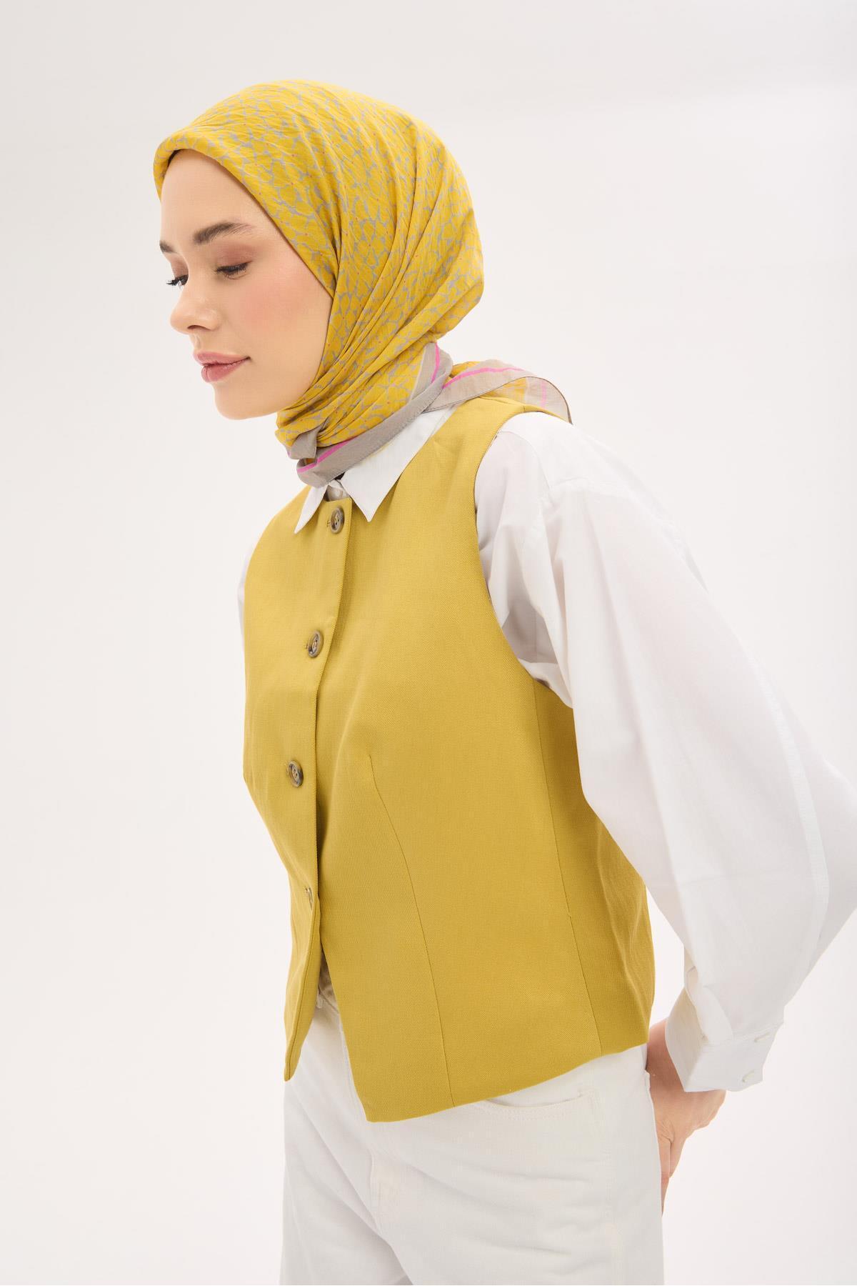 Olinda Scarf Clover Pattern Mustard 90x90
