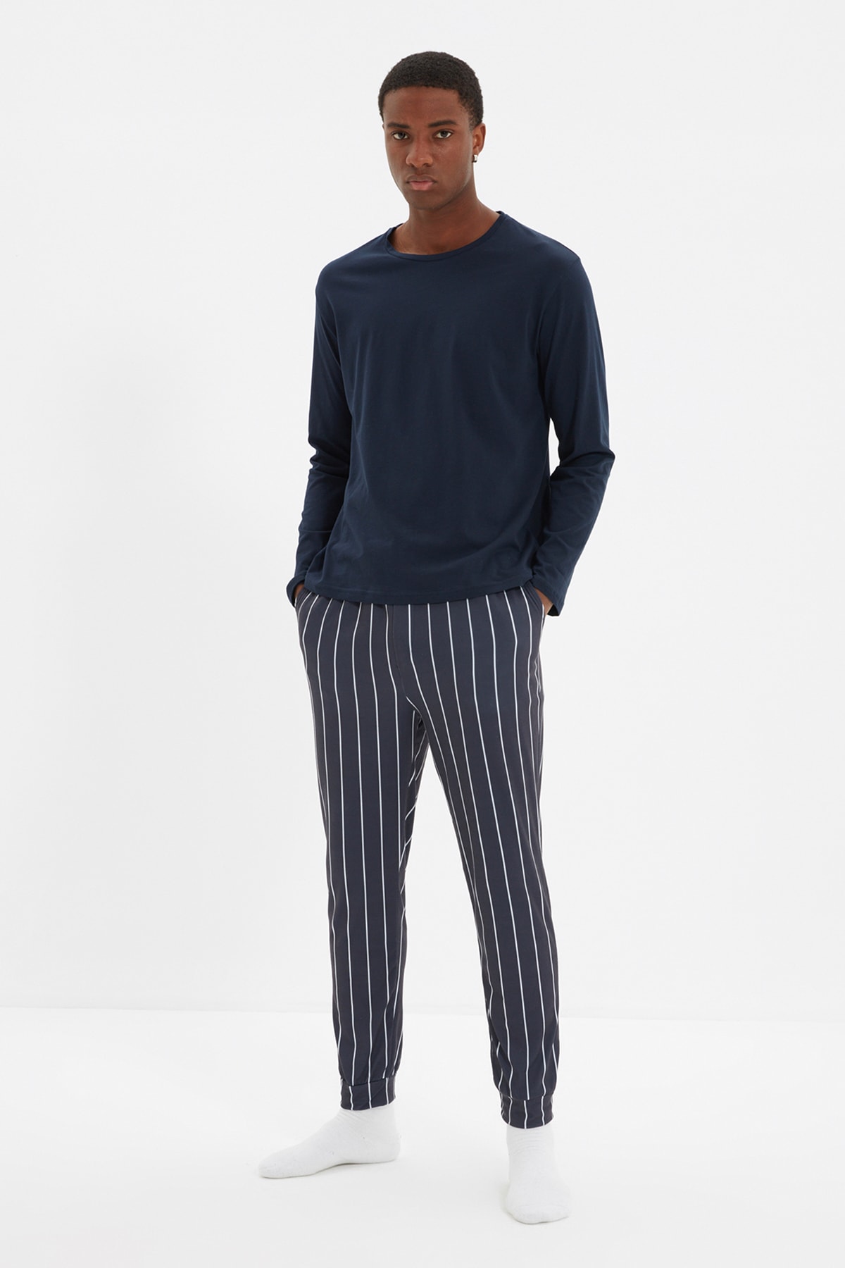 Trendyol Collection Pyjama Dunkelblau Unifarben Fast ausverkauft