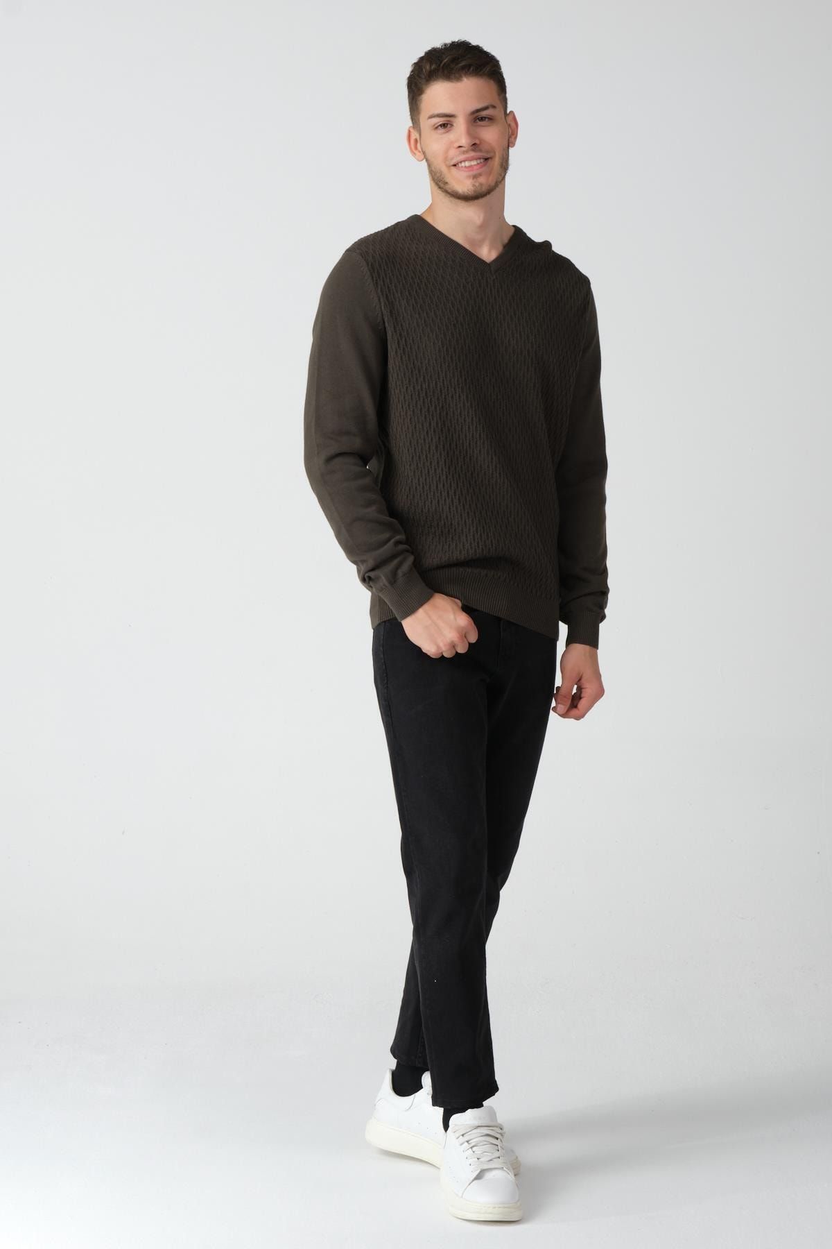 complete the look image