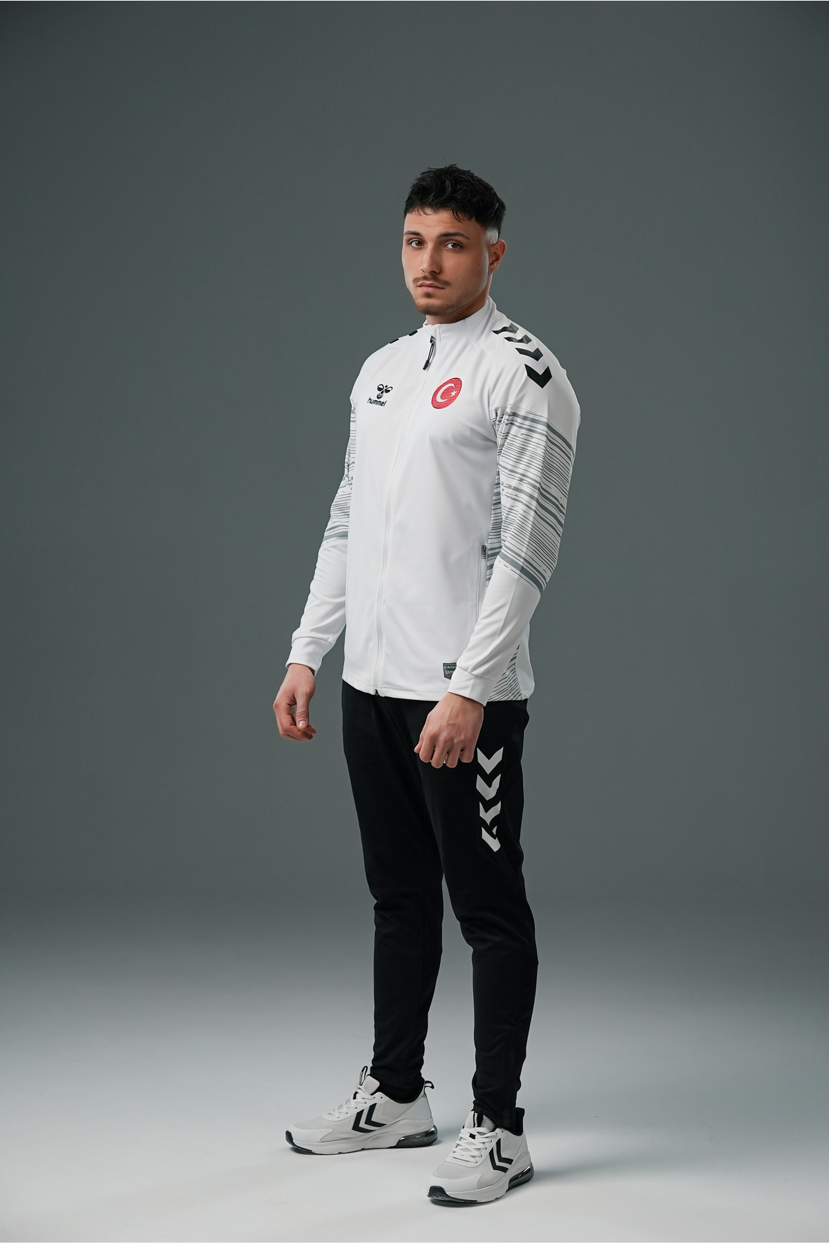 hummel Milli Takım Line Kamp Eşofman Üstü Beyaz görsel 4