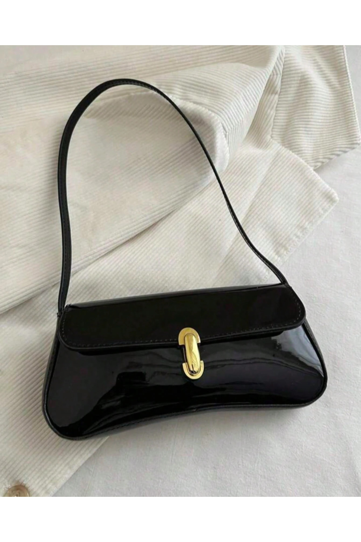 Liva Rugan Kadın Vintage Gold Tokalı Retro Model El ve Omuz Çantası