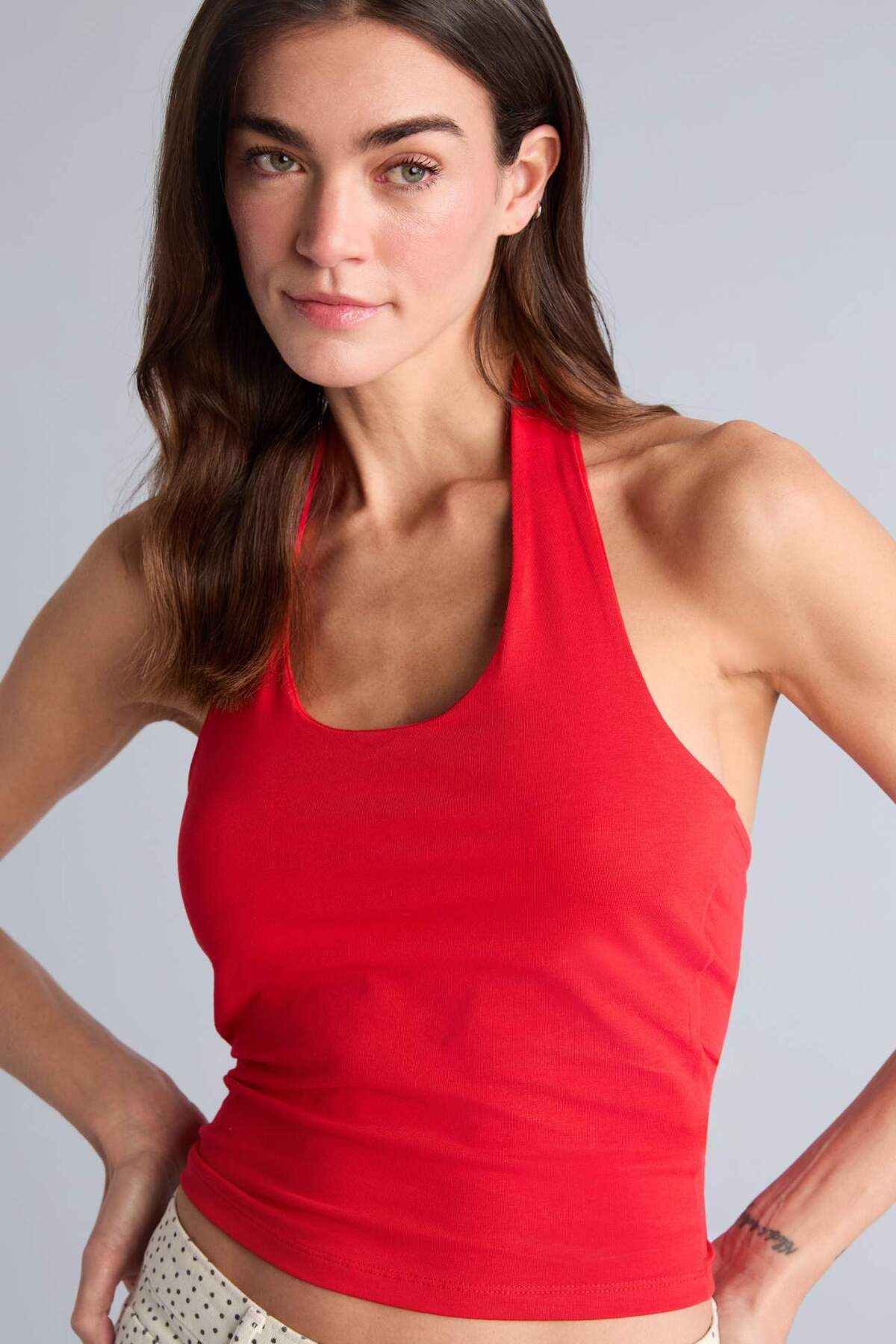 Slım Fit Halter Collar Singlet F6279AX26SM