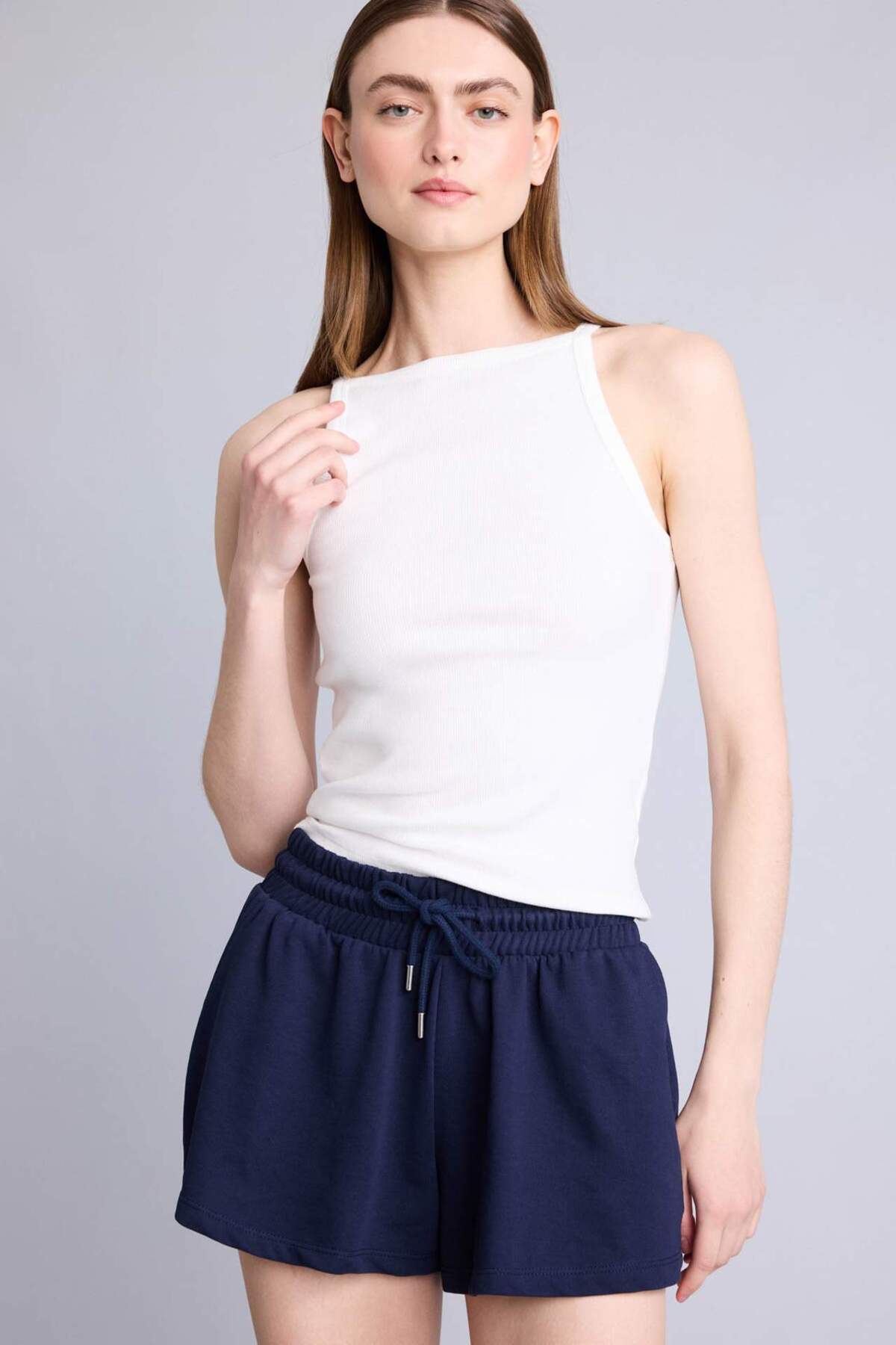 DeFacto Slim Fit Basıc Düz Kayık Yaka Fitilli Kaşkorse Atlet H6030AX26SM görsel 3