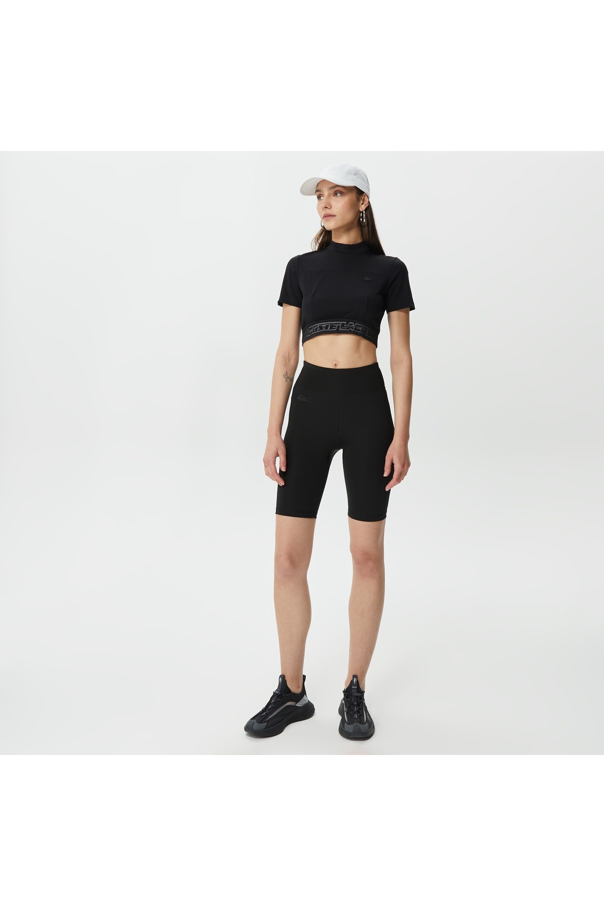تیشرتزنانهLacosteمشکی