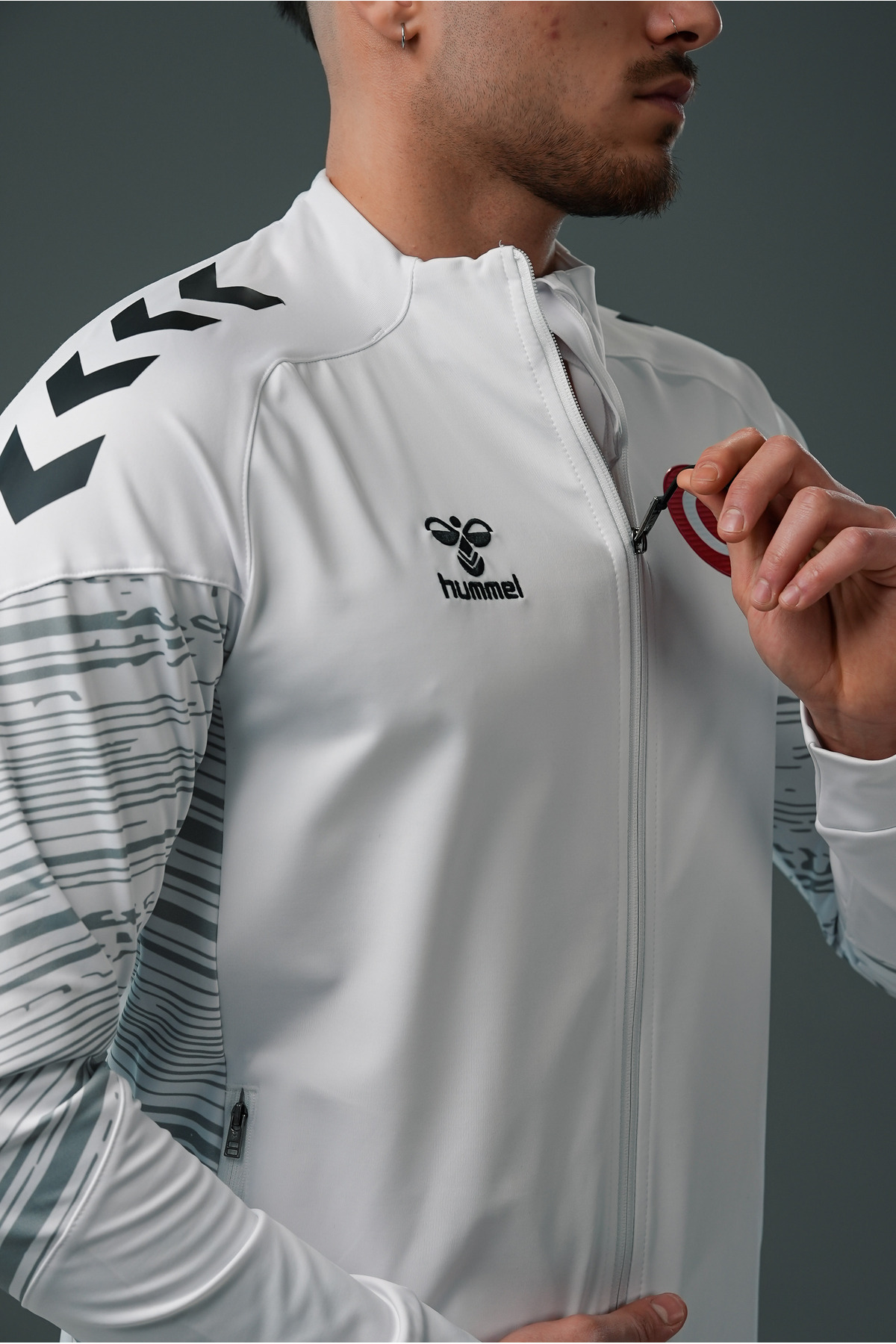 hummel Milli Takım Line Kamp Eşofman Üstü Beyaz görsel 5