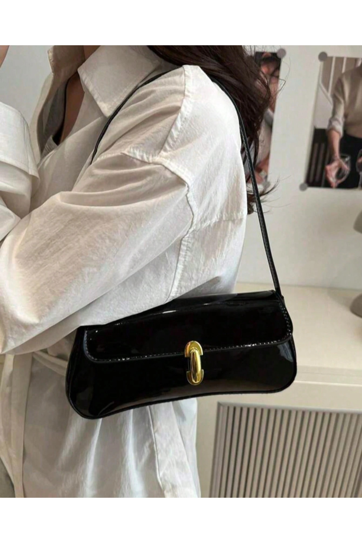 Liva Rugan Kadın Vintage Gold Tokalı Retro Model El ve Omuz Çantası