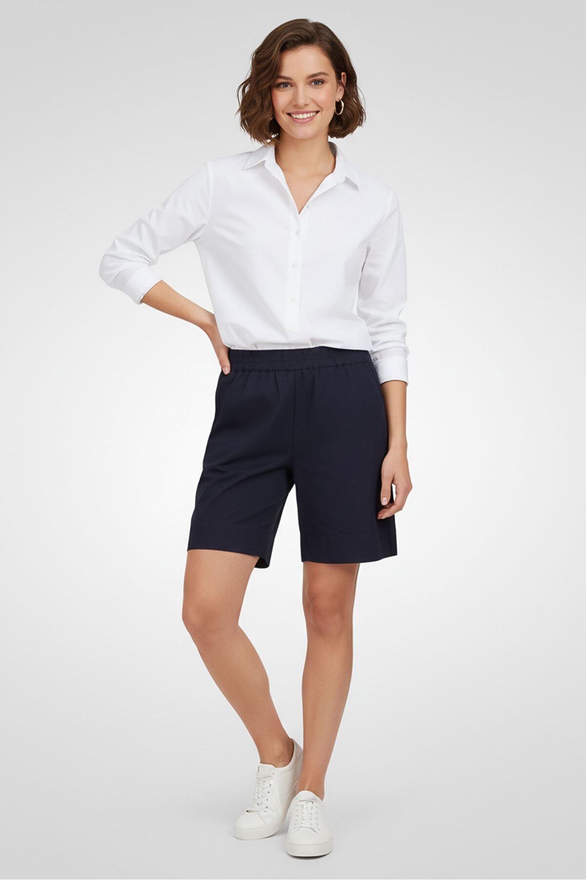 Trendyol Dames Gerade Hohe Taille Hose Shorts, Donkergroen, 38
