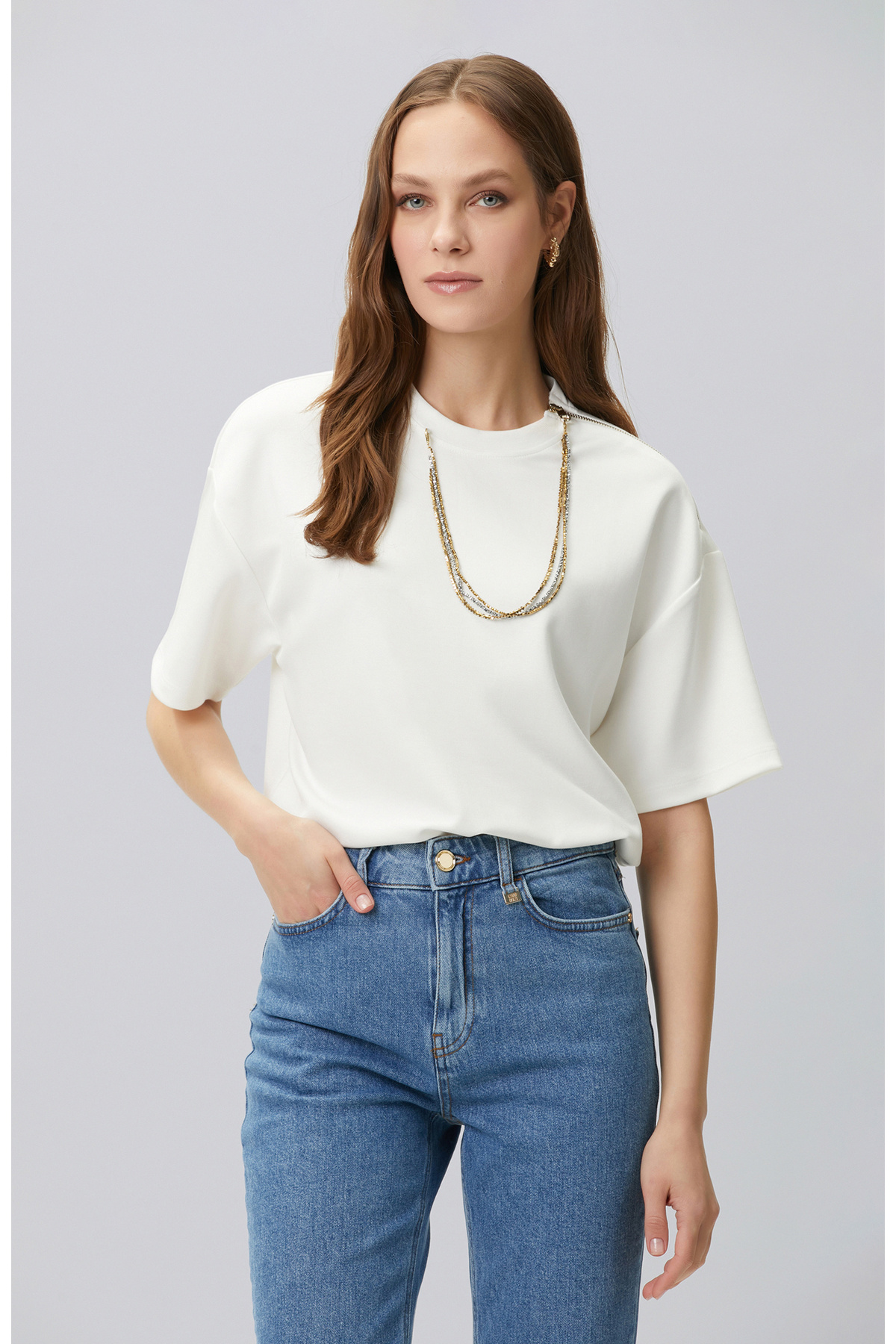 Off-White Collar Chain Detailed T-shirt
