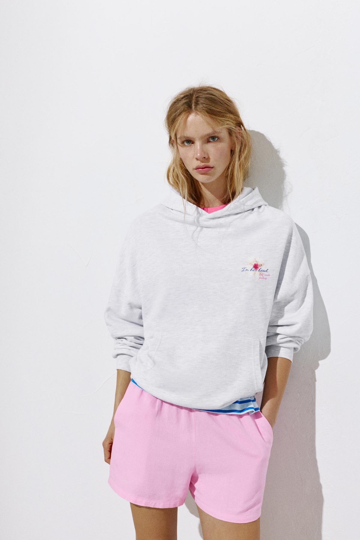 Pull & Bear  Güneş grafikli kapüşonlu sweatshirt - Görsel 6