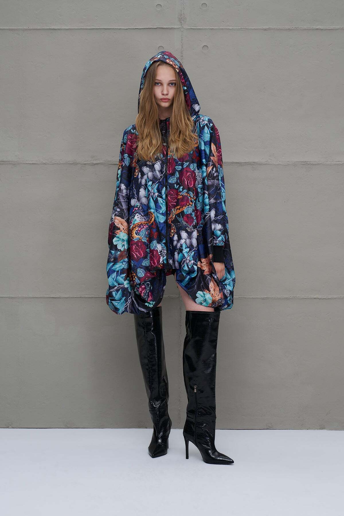 #vdr viadellerose Çok Renkli Asimetrik Oversize Kapüsonlu Rüzgarlik 18030 görsel 3