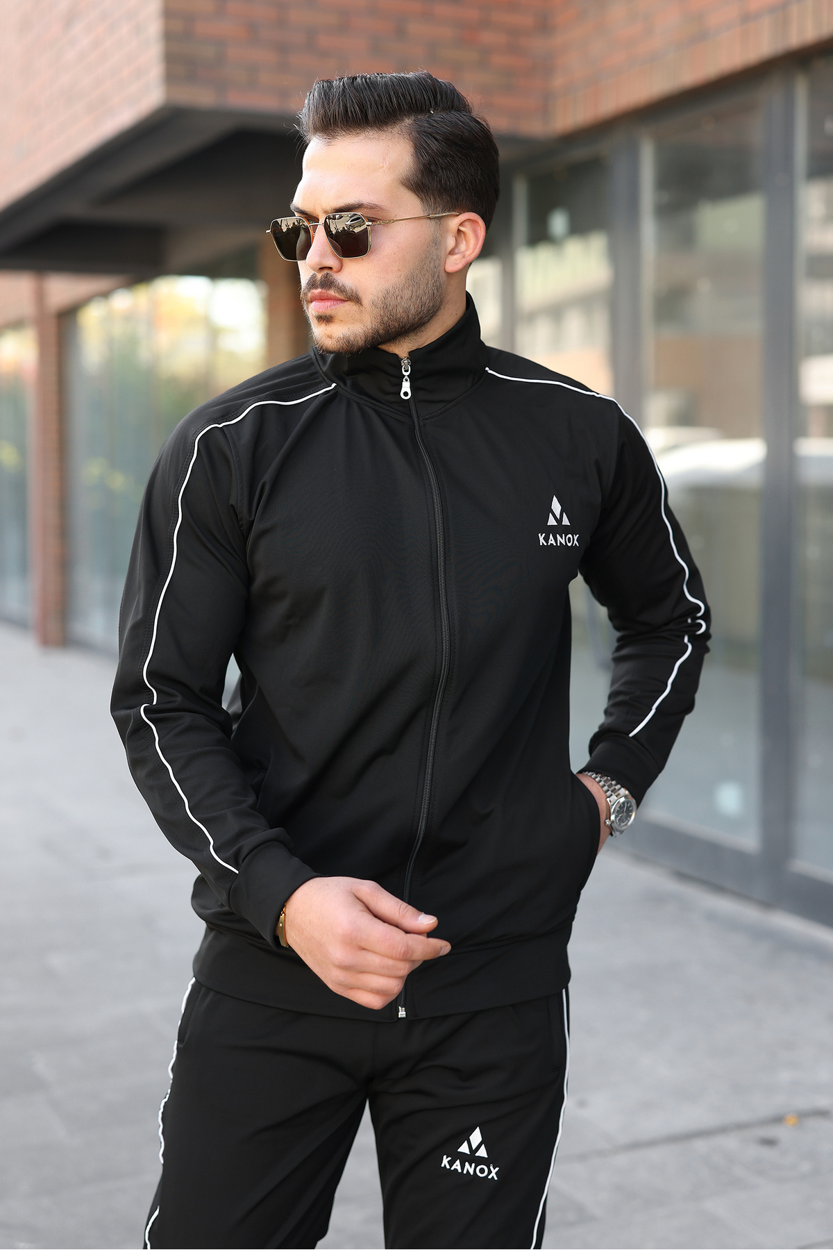 Erkek Siyah Şerit Detaylı Nakışlı Regular Fit Dalgıç Kumaş Eşofman Takımı — مشکی K-9101 — تصویر 3 از 5