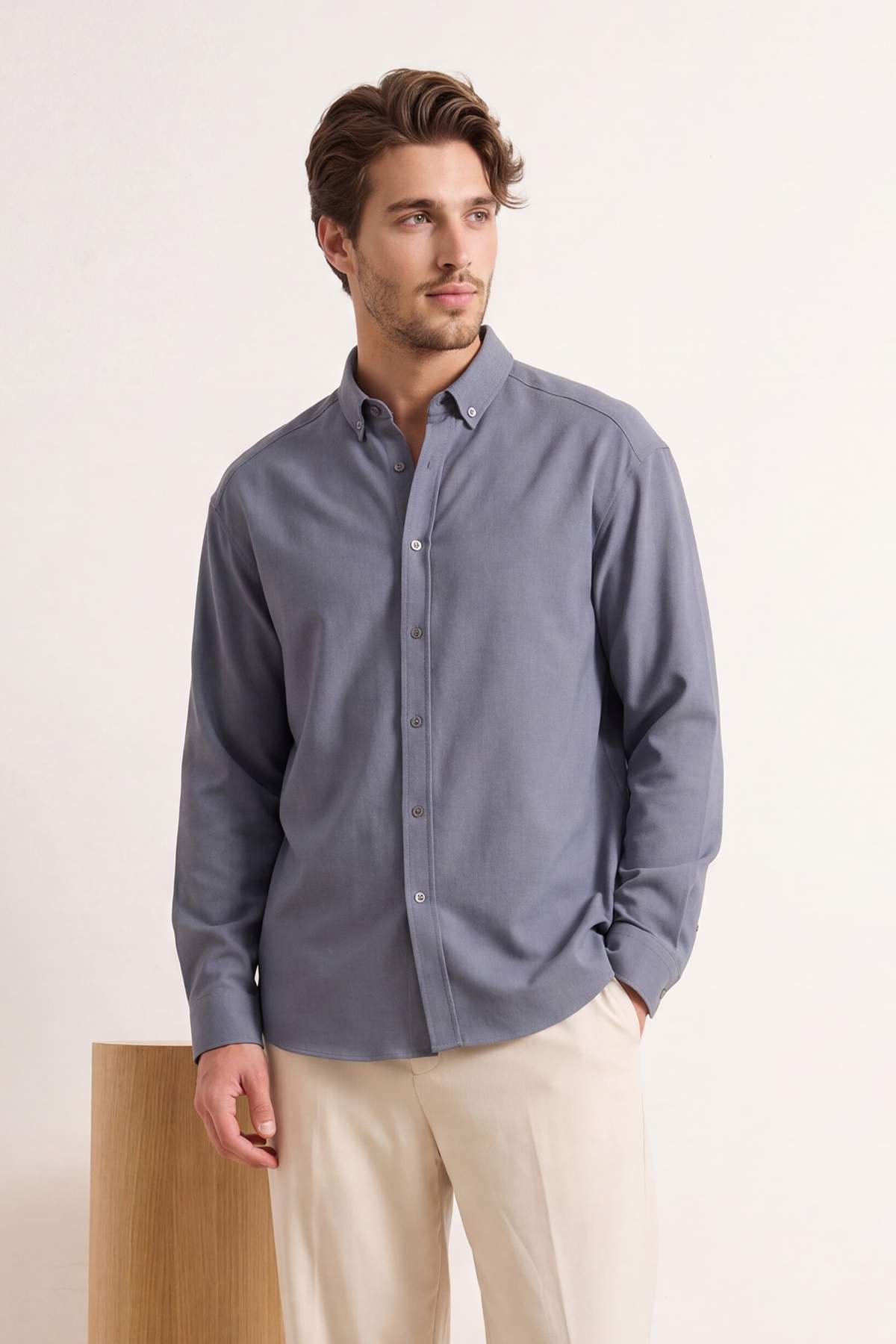 Trendyolmilla Man Gri Keten Dokulu Uzun Kollu Yarı Oversize Erkek Gömlek TMNSS26GO00036