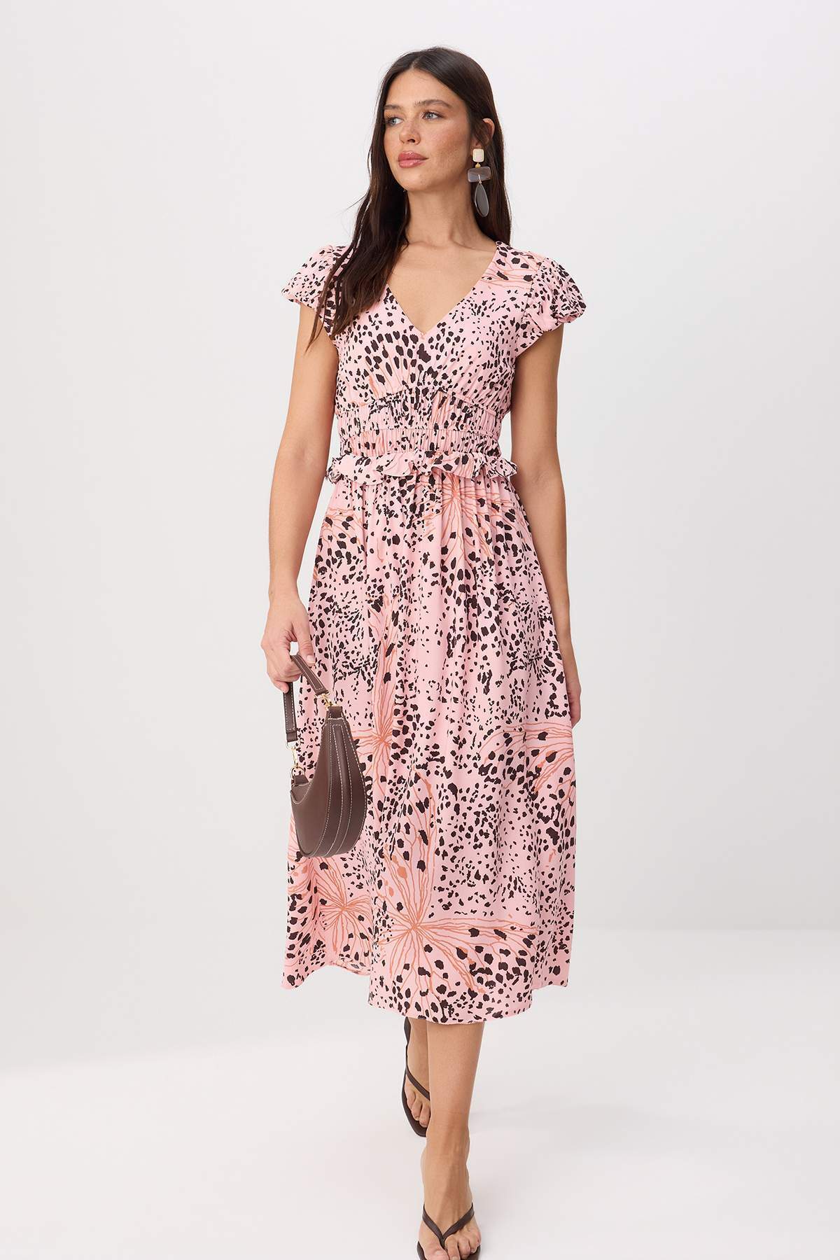 Trendyolmilla Pembe- Çok Renkli Animal Print Midi Soğuk Tuşeli Dokuma Elbise TWOSS26EL00220