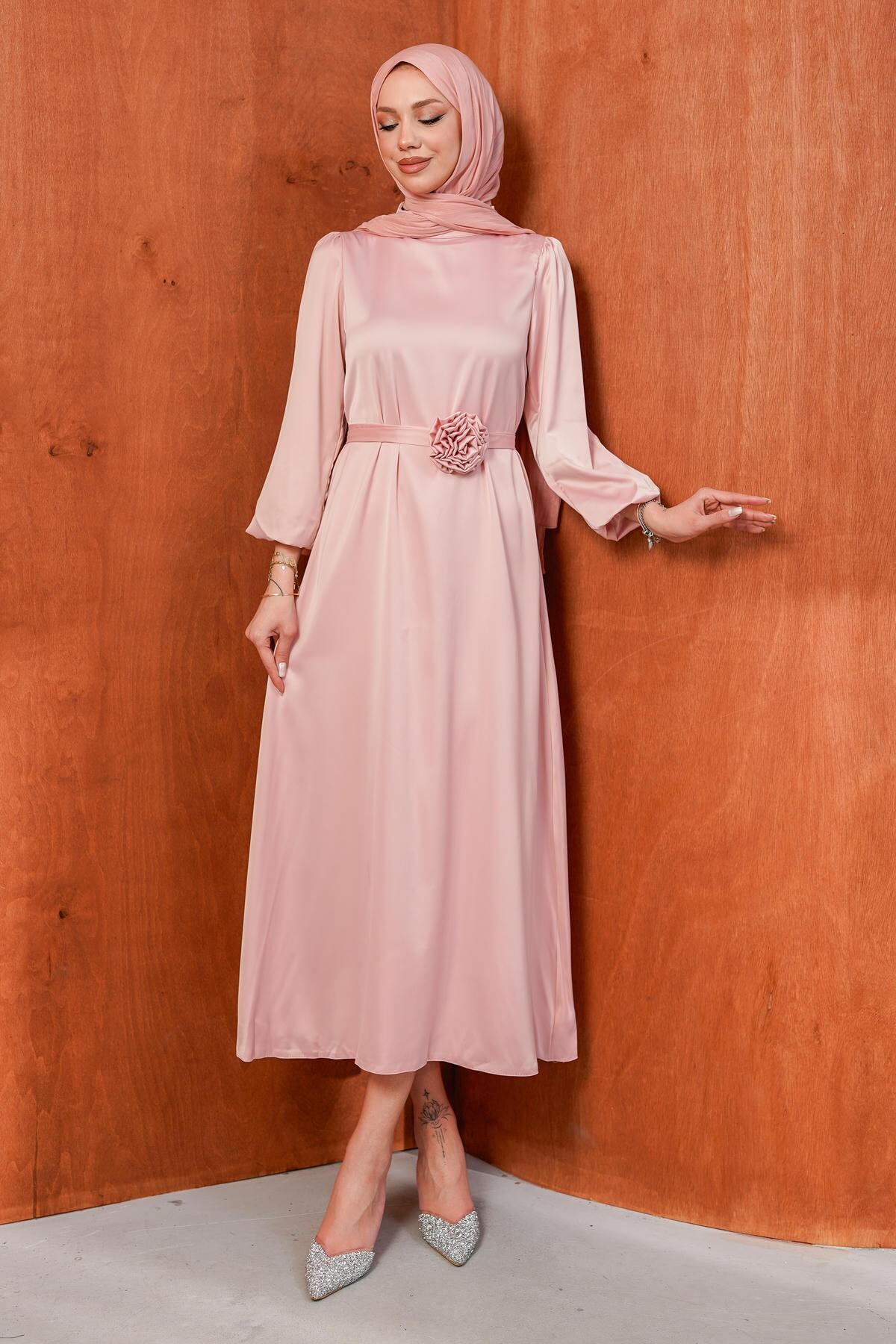 Powder Rose Belt Detailed Balloon Sleeve Satin Evening Dress