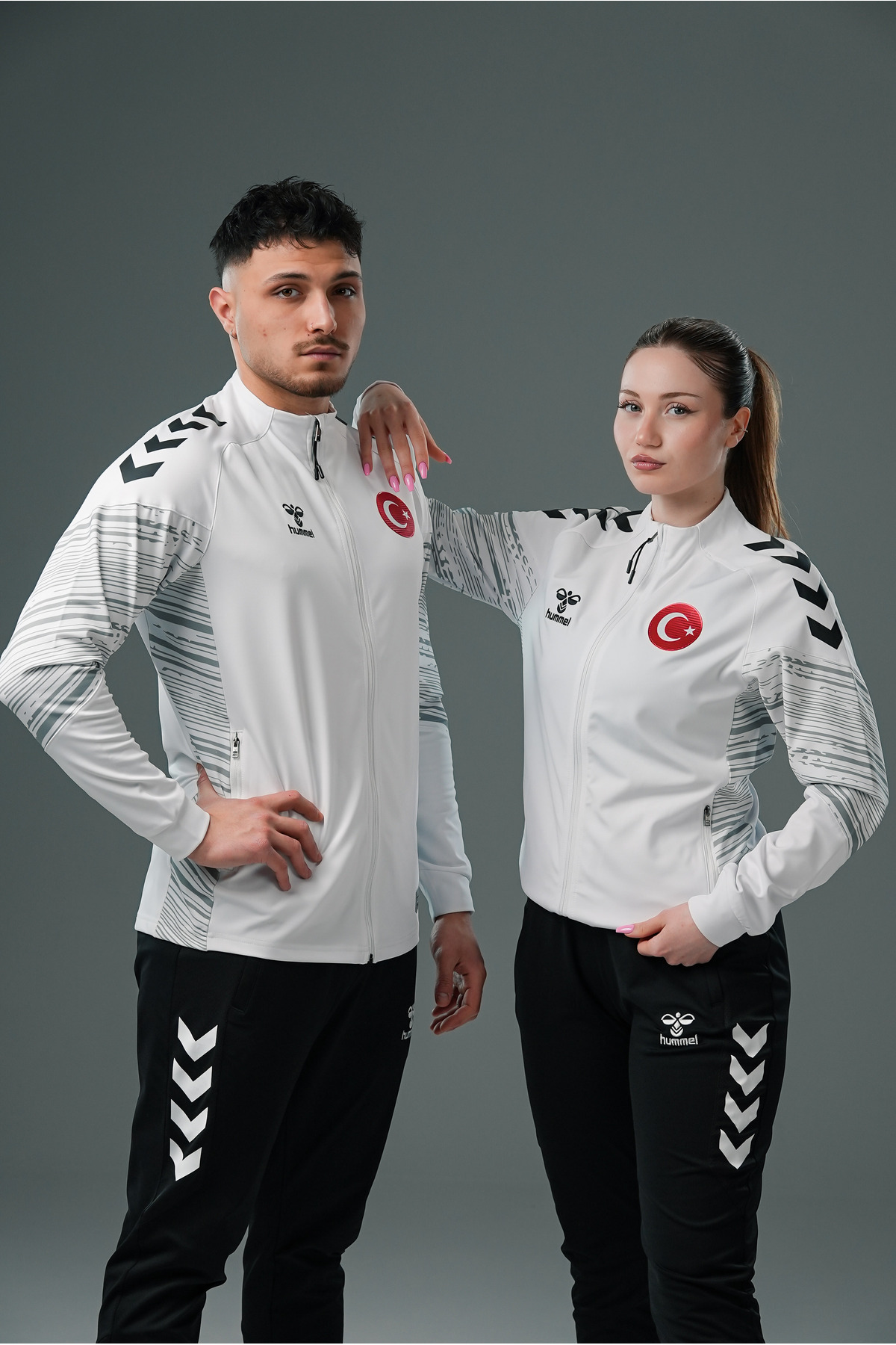 hummel Milli Takım Line Kamp Eşofman Üstü Beyaz görsel 7