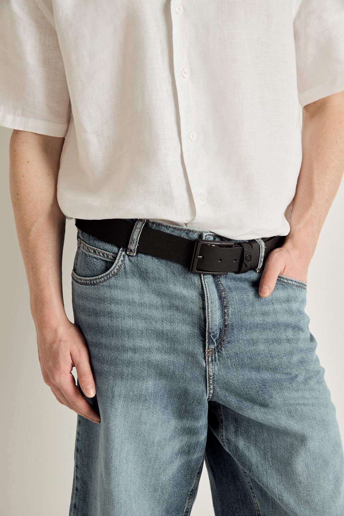 DeFacto Erkek Dikdörtgen Toka Suni Deri Jean Kemeri H5074AXNS