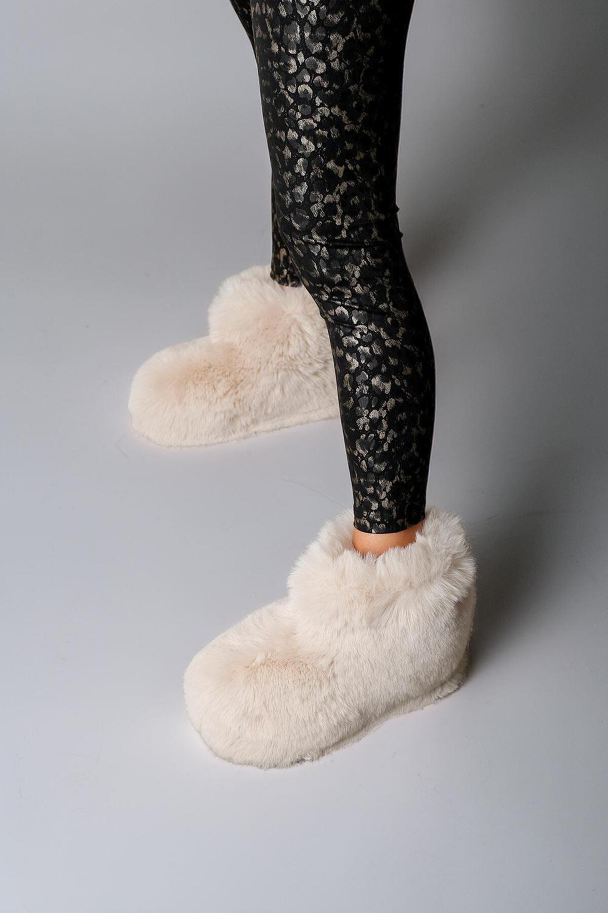 Beyond Kadın Krem Bumble İçi Kürklü Ultra Hafif Tüylü Panduf 4cm BYND03