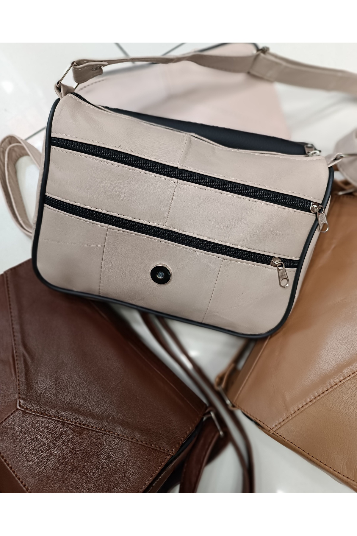Sellona Bags Hakiki Deri Orta Boy Kadın Omuz ve Postacı Çanta görsel 3