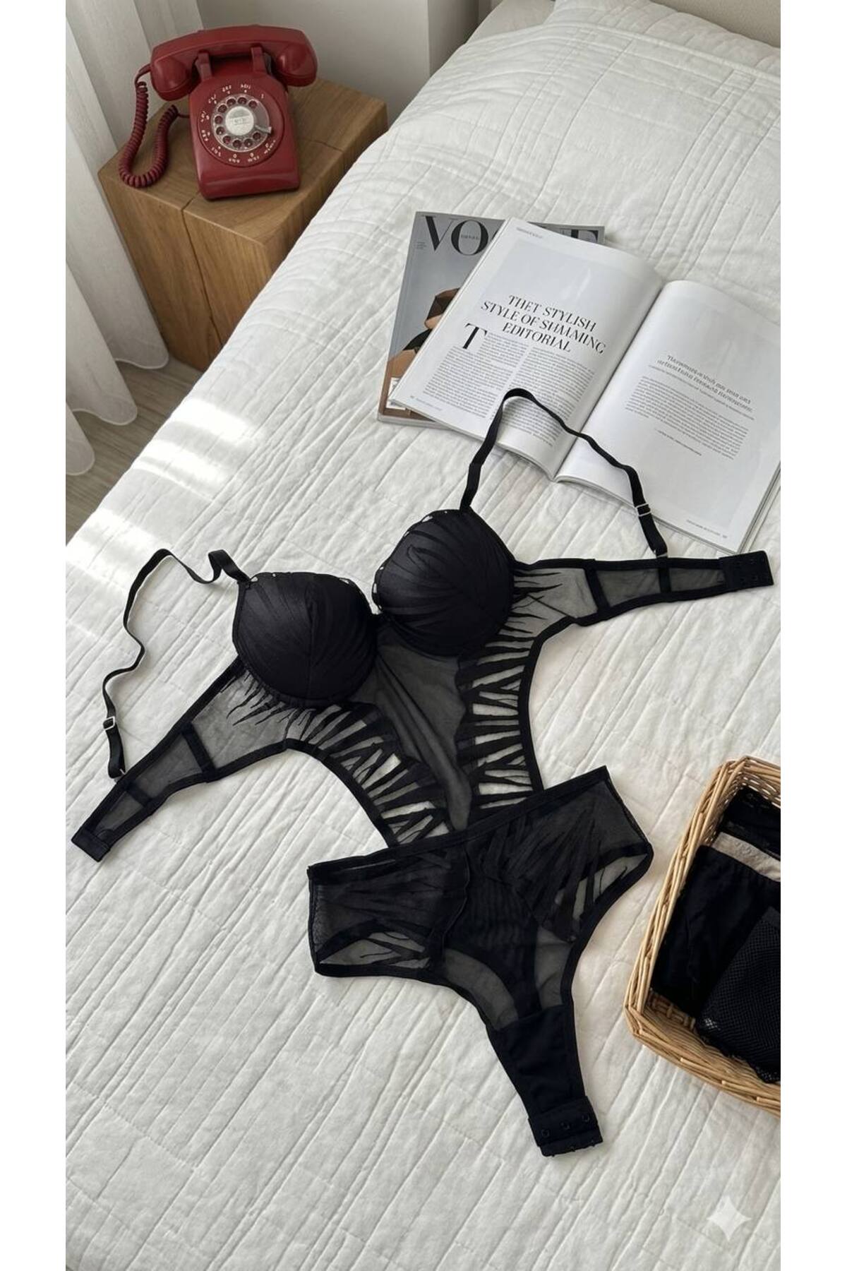 Women's Black Zebra Patterned Underwired Supported Chest Decollete Transparent Tulle Body Filled Lingerie