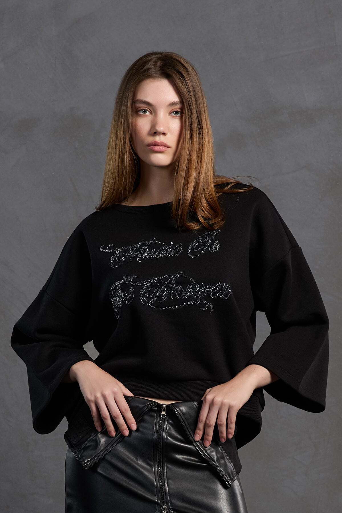VDR Black Crew Neck Oversize Sweatshirt 18018- Trendyol