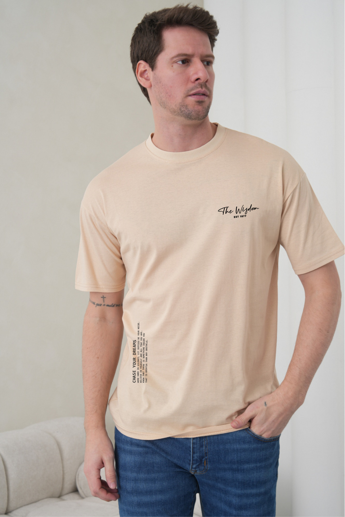 caddekombin Men's the Wisdom Written Modern Typography Printed