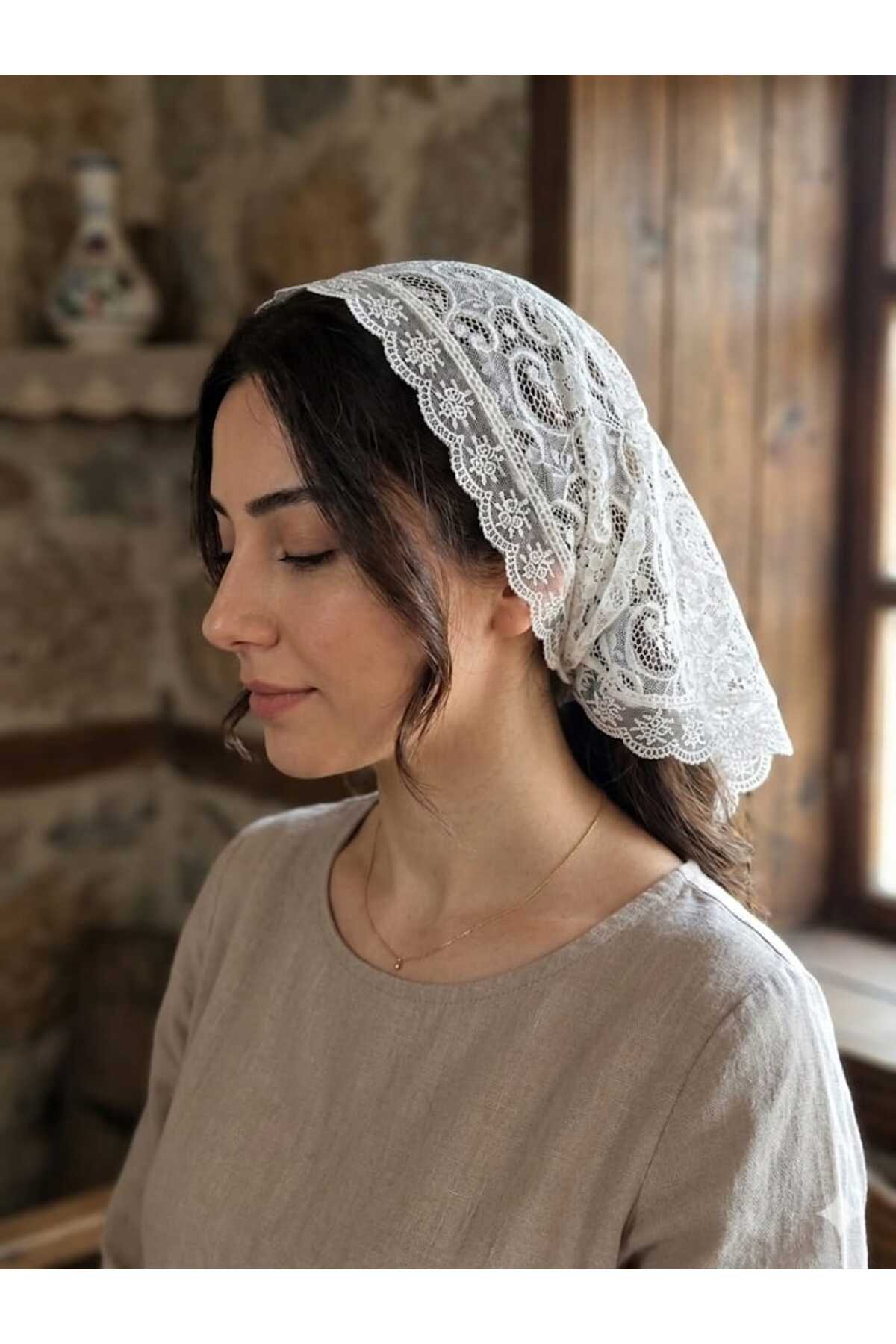 Cream Lez Lace Bandana – Handmade Stylish Triangle Bandana | Hair & Waistband