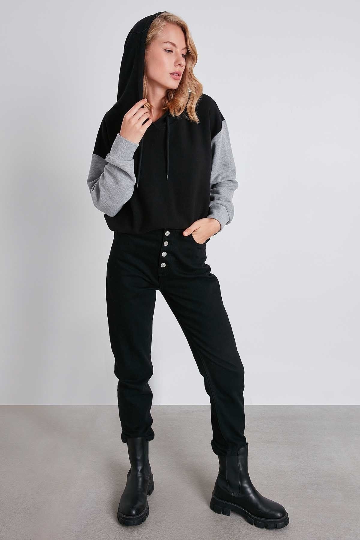 Vitrin Sweatshirt Schwarz Oversized QV6919