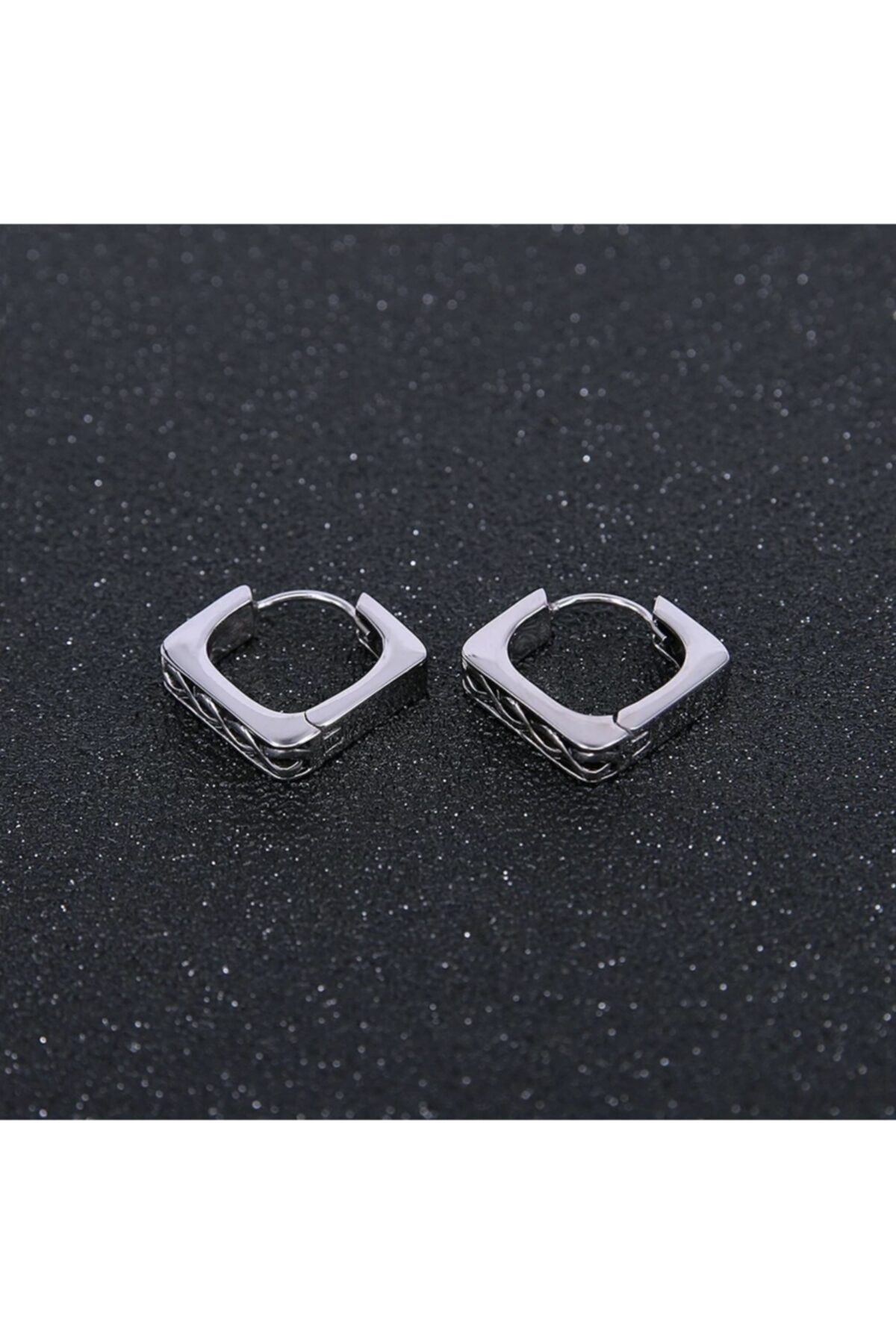 northstarshop-Large Antique Design Tribal Pattern Snap Ring Triangle Shaped 316l Men's Steel Earring 3