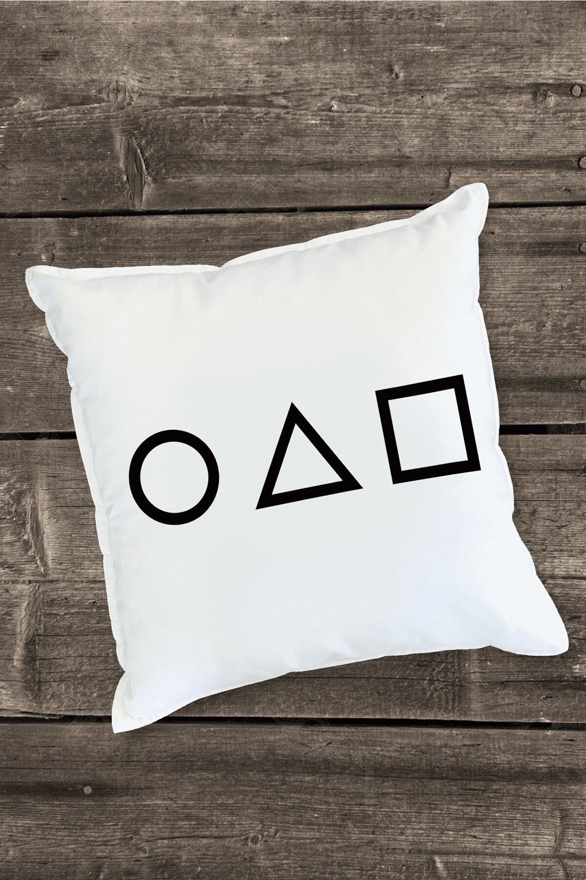 Yaprak Hediyelik-Squid Games Designed Pillow 1