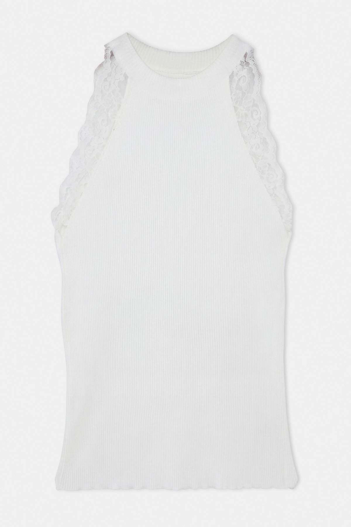 Trendyolmilla Curve Ekru Özel İplik Dantelli Yazlık İnce Triko Bluz TBBSS26AF00246