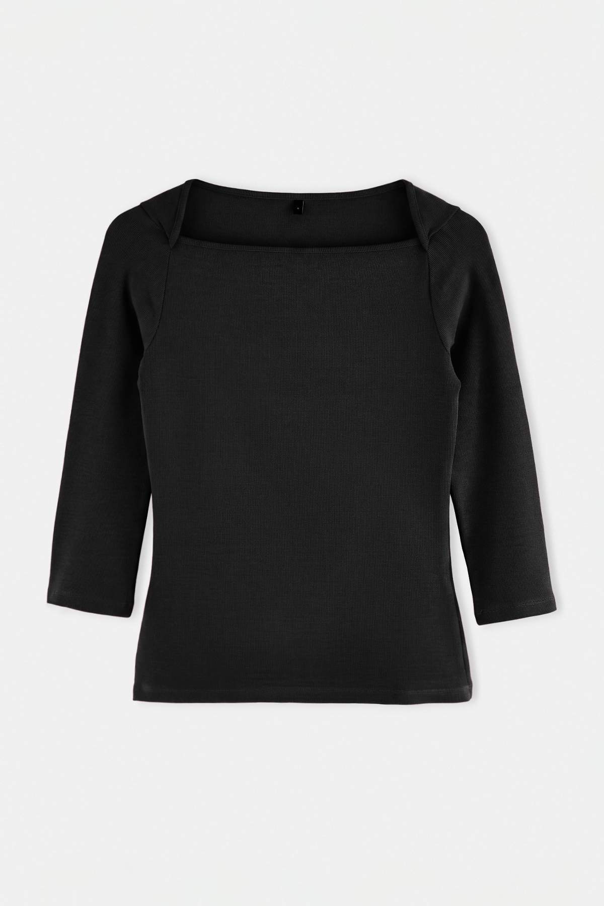 Trendyolmilla Siyah Düz Fitted Kayık Yaka Standart Kol Truvakar Kol Regular Kaşkorse Örme Bluz TWOAW27BZ00028