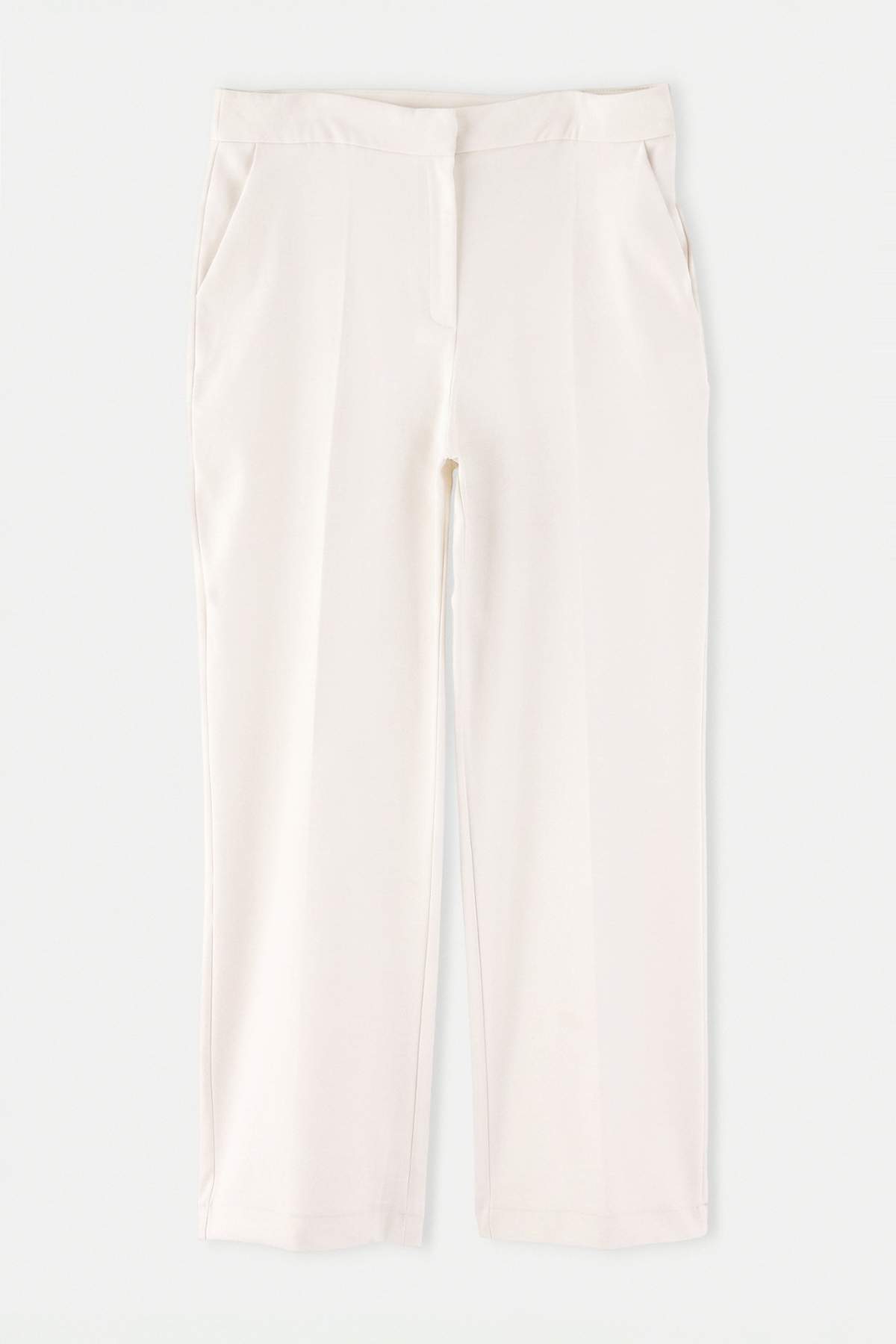 Trendyolmilla Curve Beyaz EXCLUSIVE Özel Koleksiyon Mürdüm Yumuşak Tuşeli Wide Leg/Geniş Paça Pantolon TBBSS26AR00057