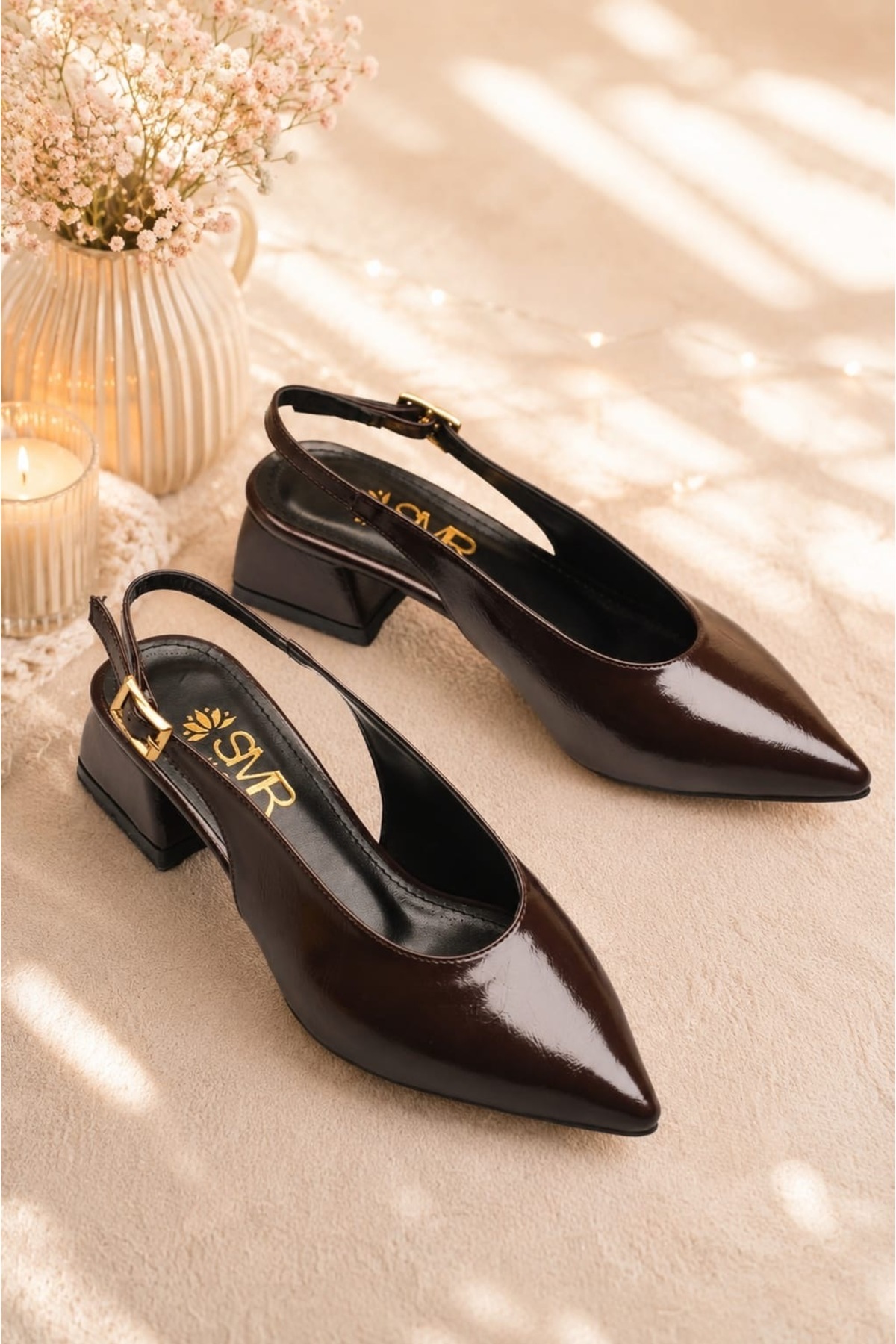 Brown Crinkle Pattern Heel Shoes 3 Cm