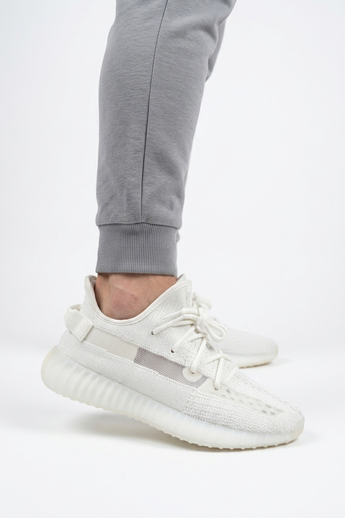 کفش ورزشی مردانه Bogota Premium مدل Sneakers سفید  کفش پیاده روی Zerenyus