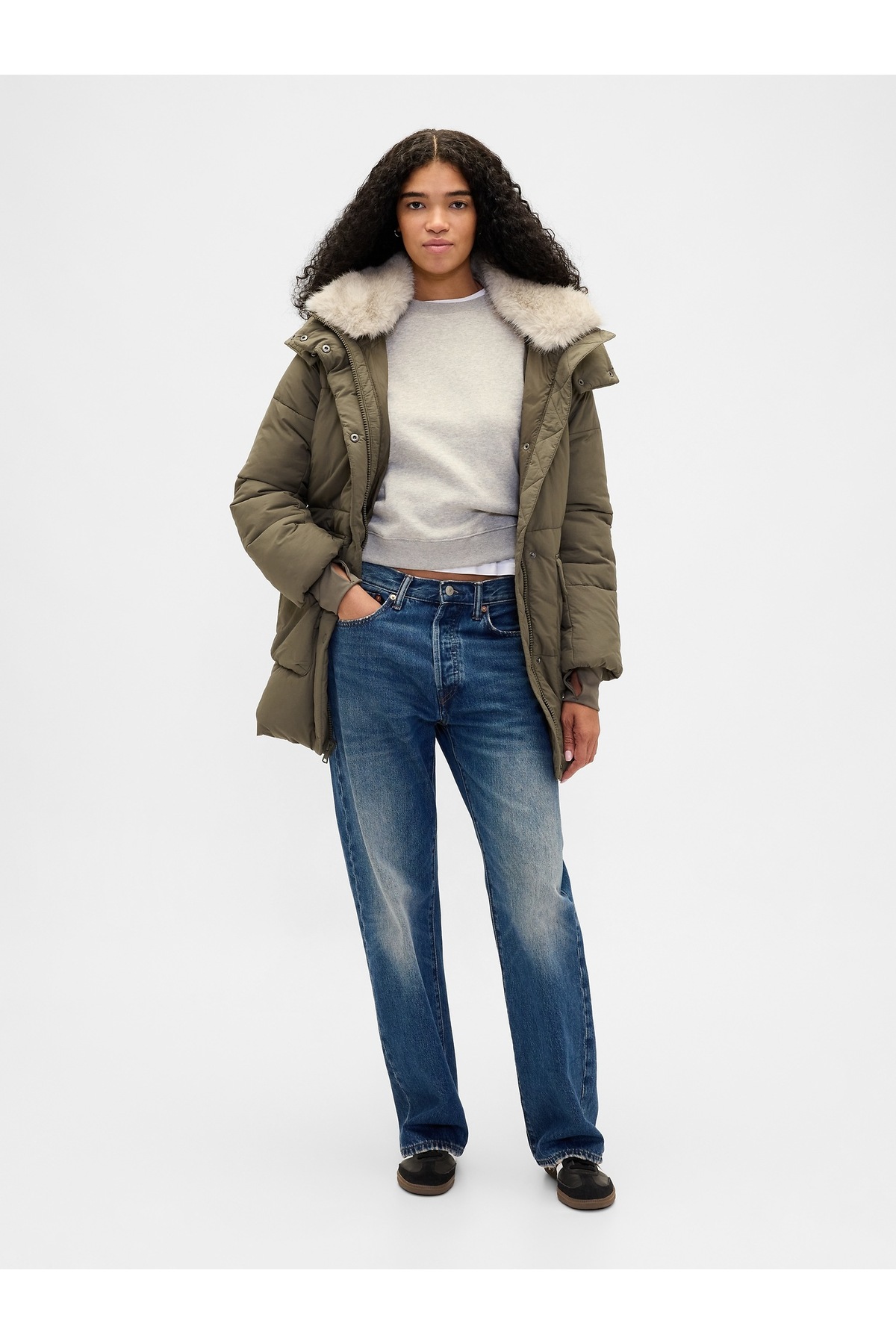 GAP Kadın Haki Faux Fur-Trim Midi Puffer Şişme Ceket görsel 5