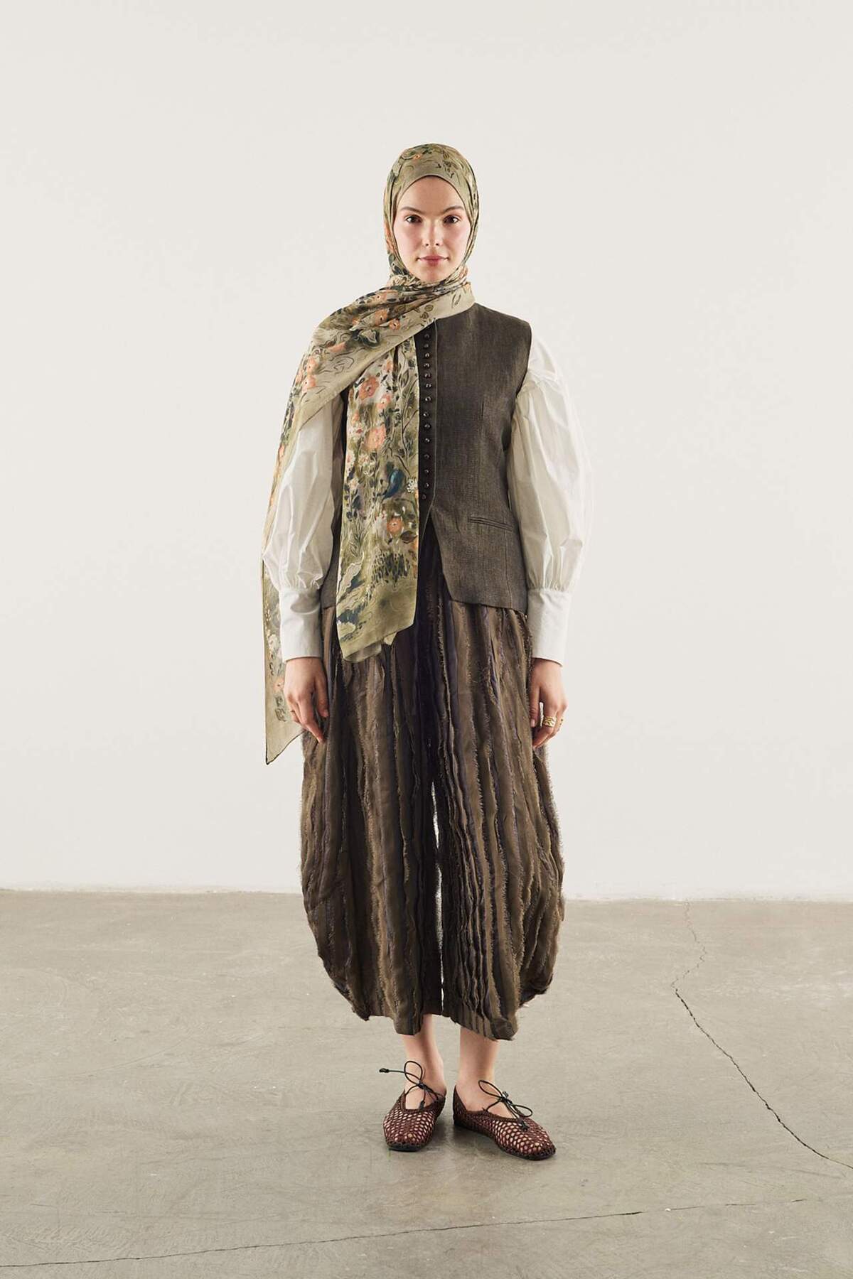 DeFacto Fresh Scarfs X DeFacto Misty Garden Viskon Şal I1746AX26SM görsel 3