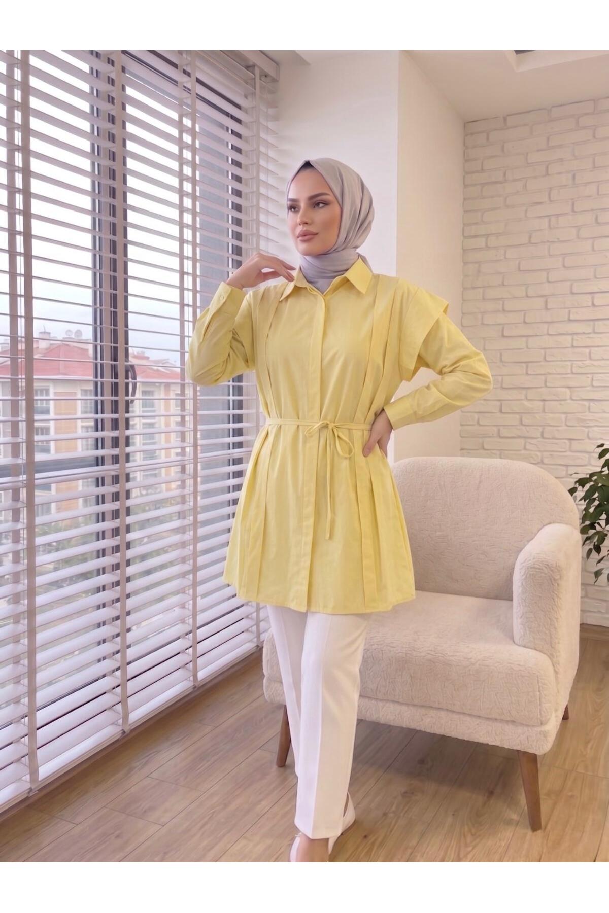 Women's Tied Pleated Poplin Shirt