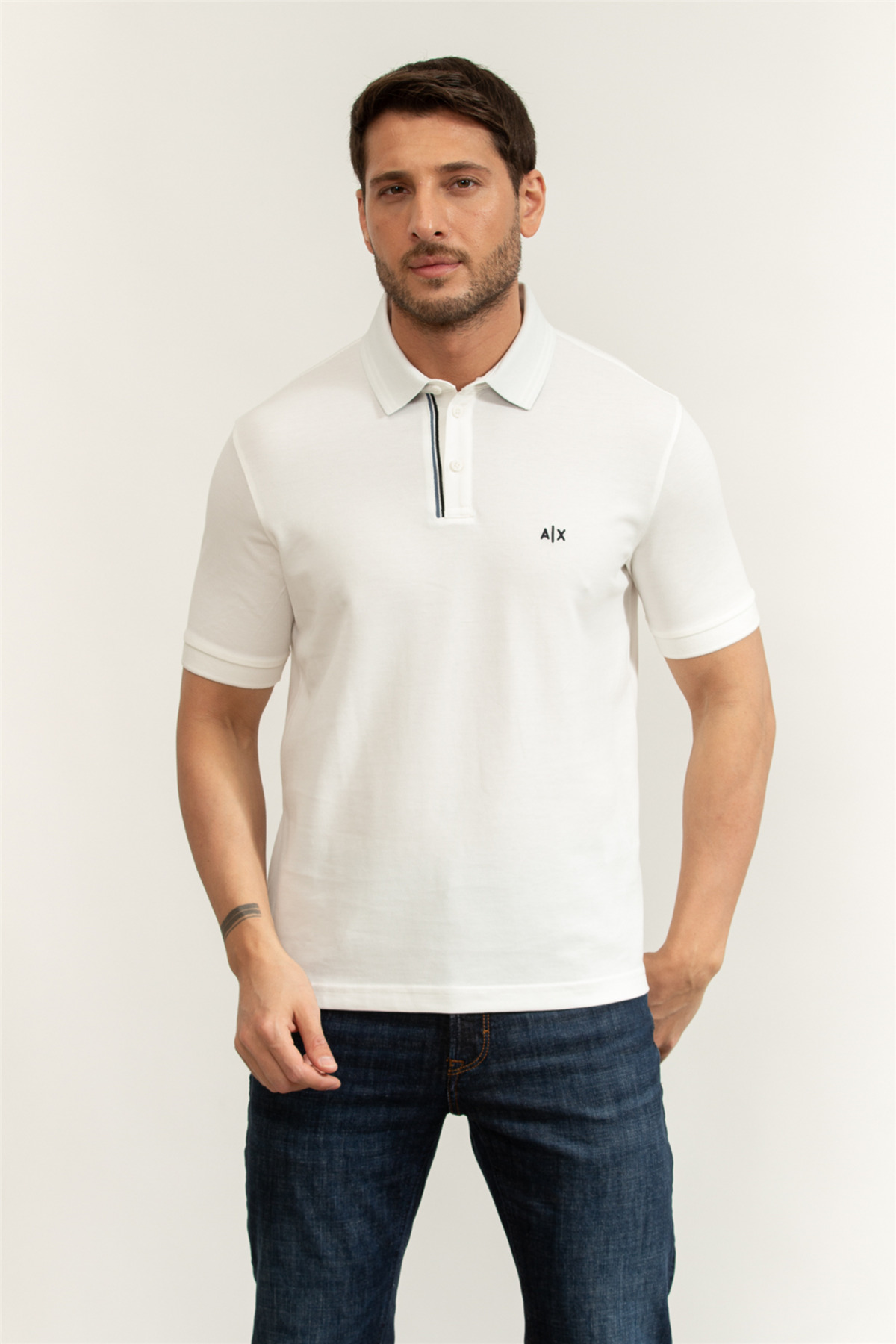 تی شرت یقه دار مردانه سفید آرمانی اکسچنج پولوشرت Armani Exchange