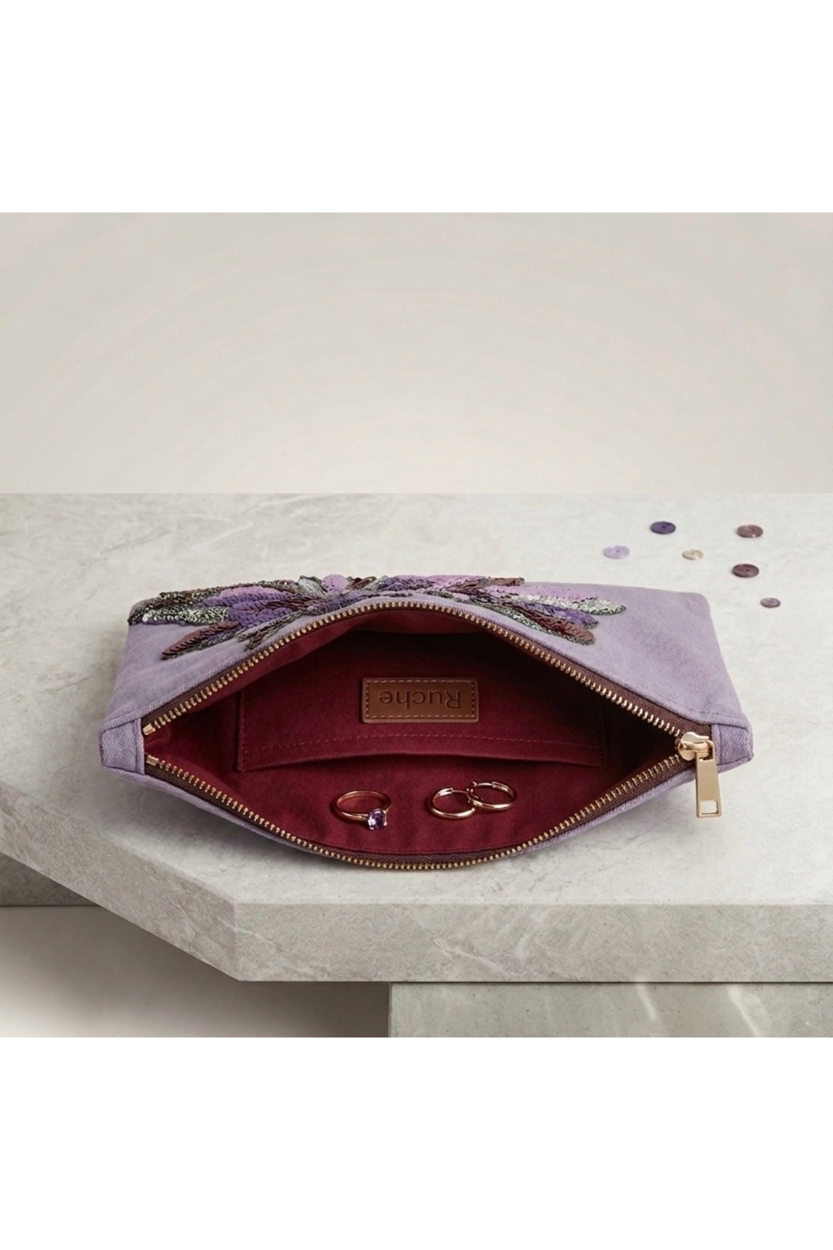 Ruche Atelier Payet işlemeli denim clutch görsel 2
