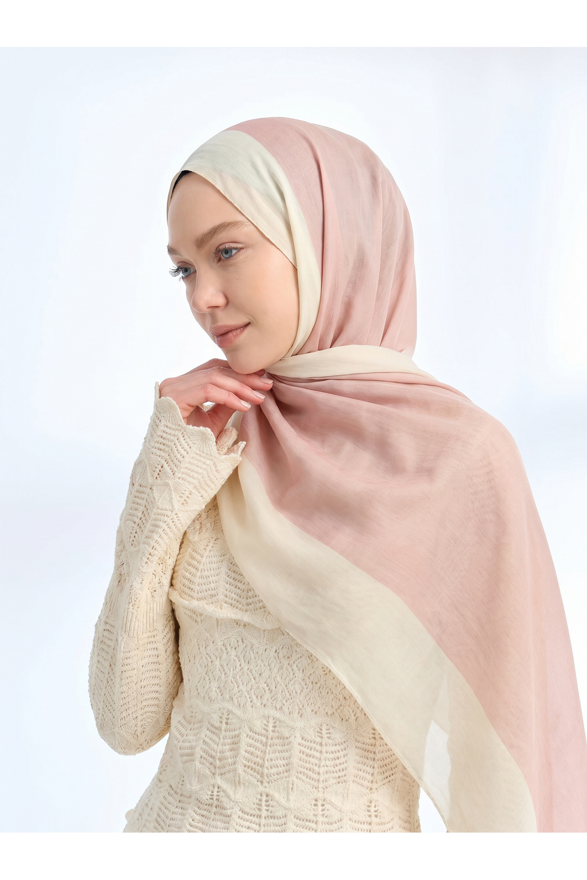 SOFT BLUSH FLUSH VISCOSE SHAWL - POWDER