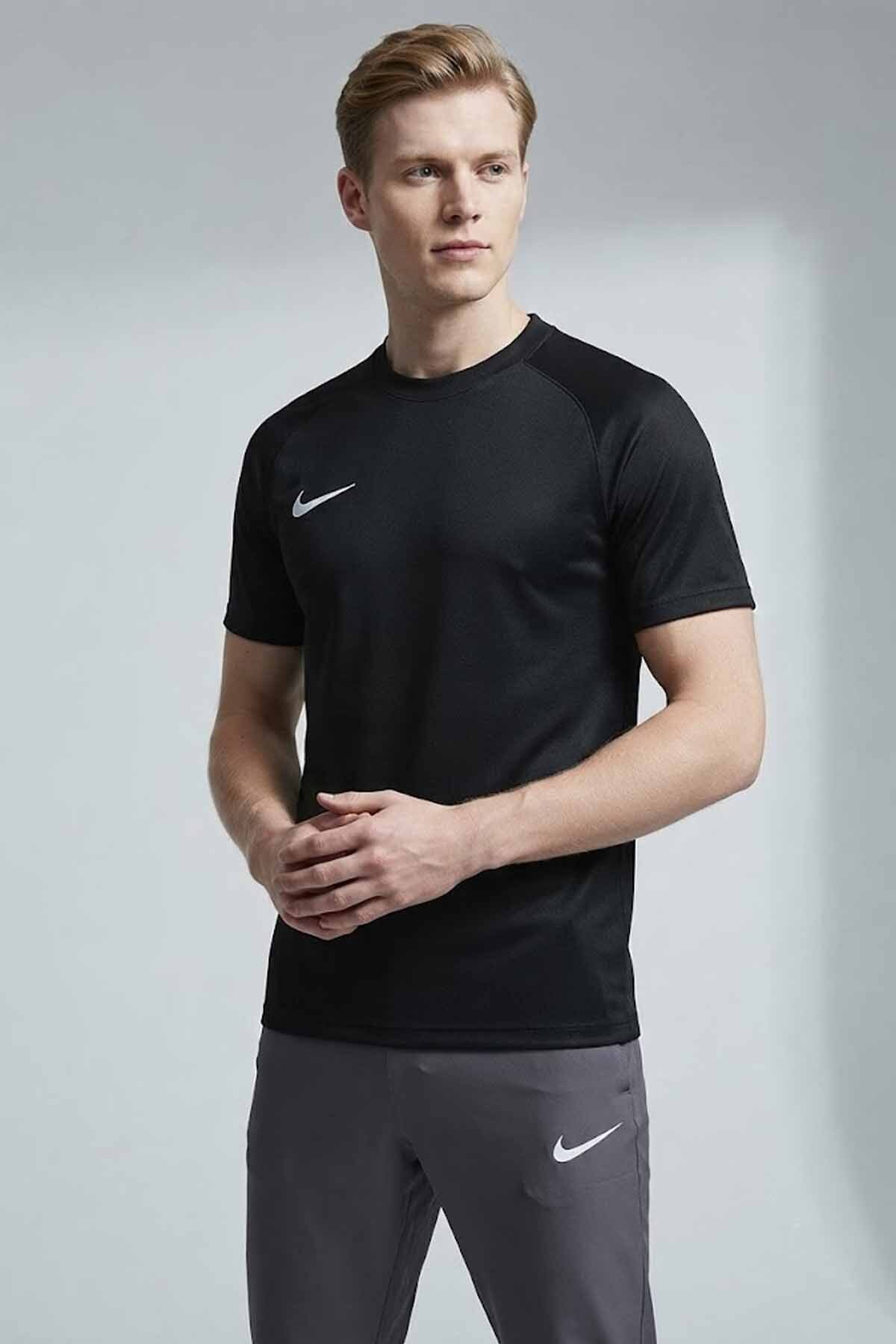 تیشرتمردانهNikeمشکی تیشرتمردانهNikeمشکی