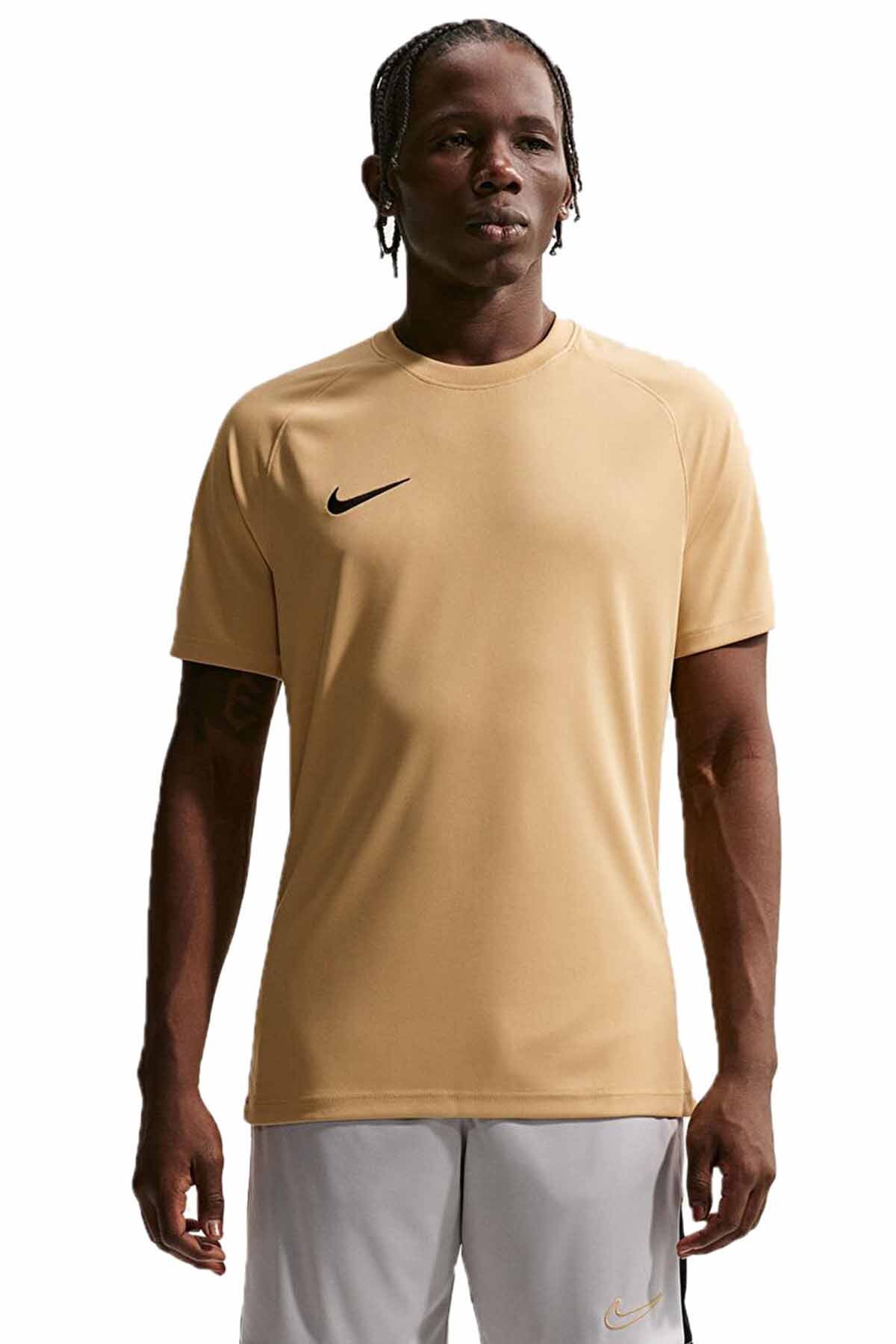 تیشرتمردانهNikeزرد تیشرتمردانهNikeزرد